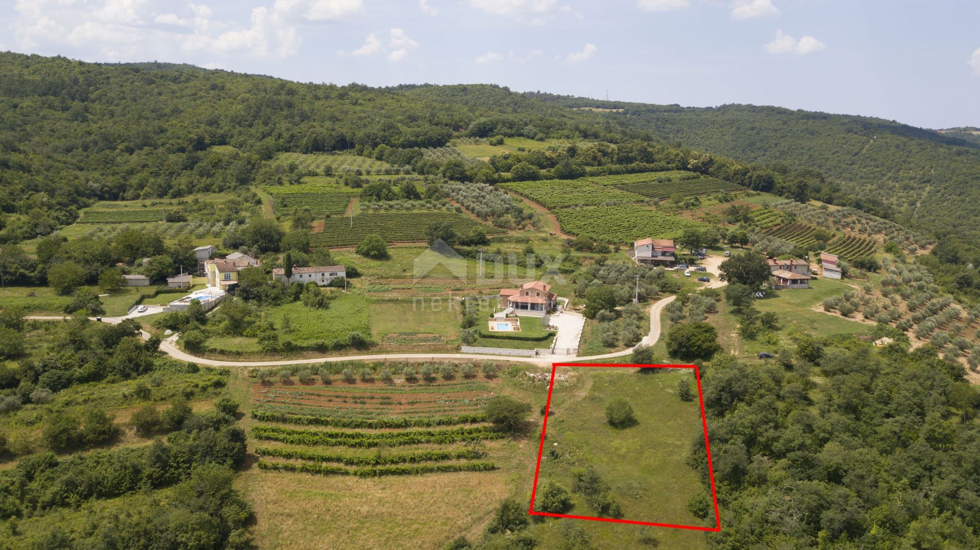 Land i Motovun, Istarska Zupanija 11726903