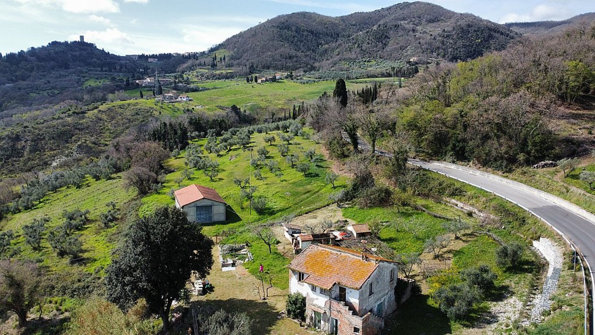 Rumah di Montecatini, Toskana 11727410