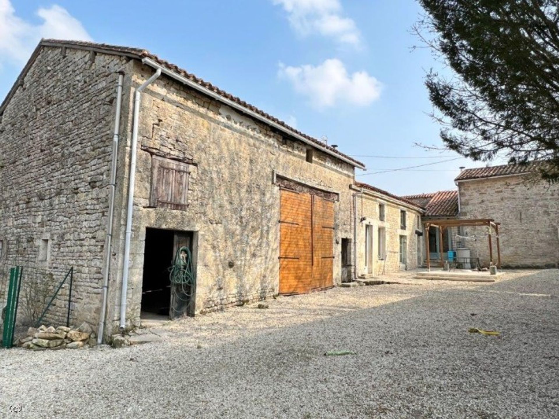 Casa nel Mansle, Nouvelle-Aquitaine 11727480