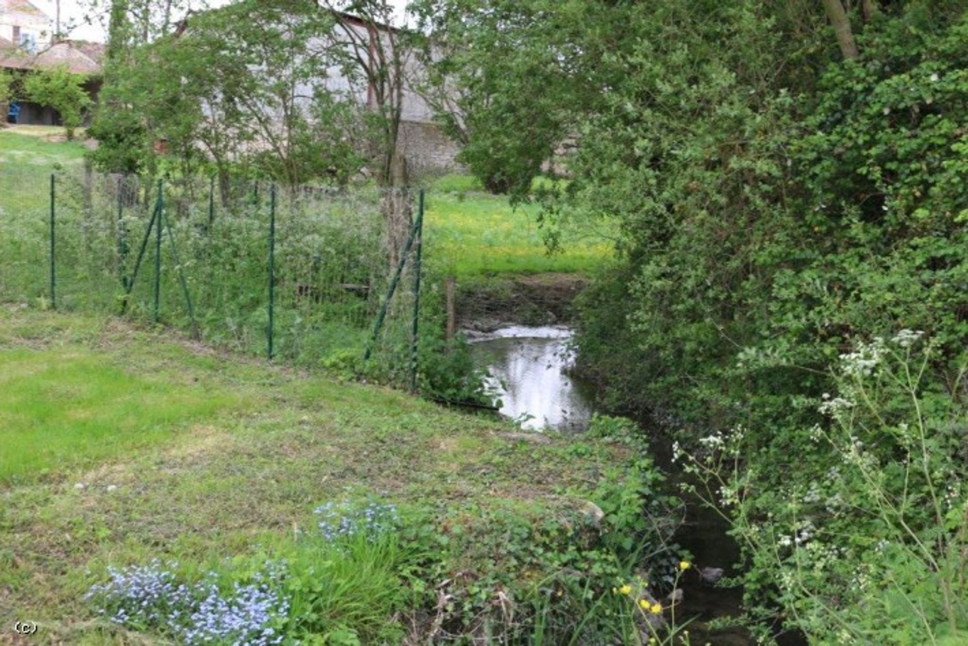 casa en Mansle, Nouvelle-Aquitaine 11727480