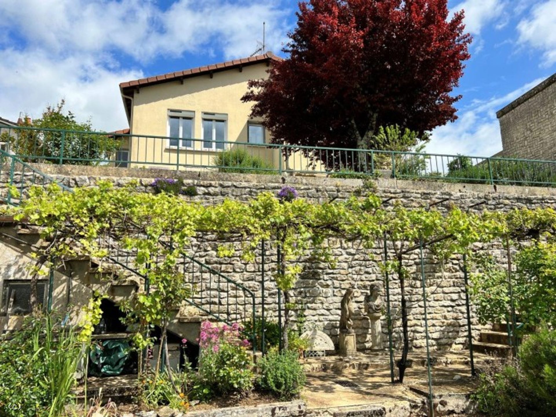 casa en Ruffec, Nouvelle-Aquitaine 11727490