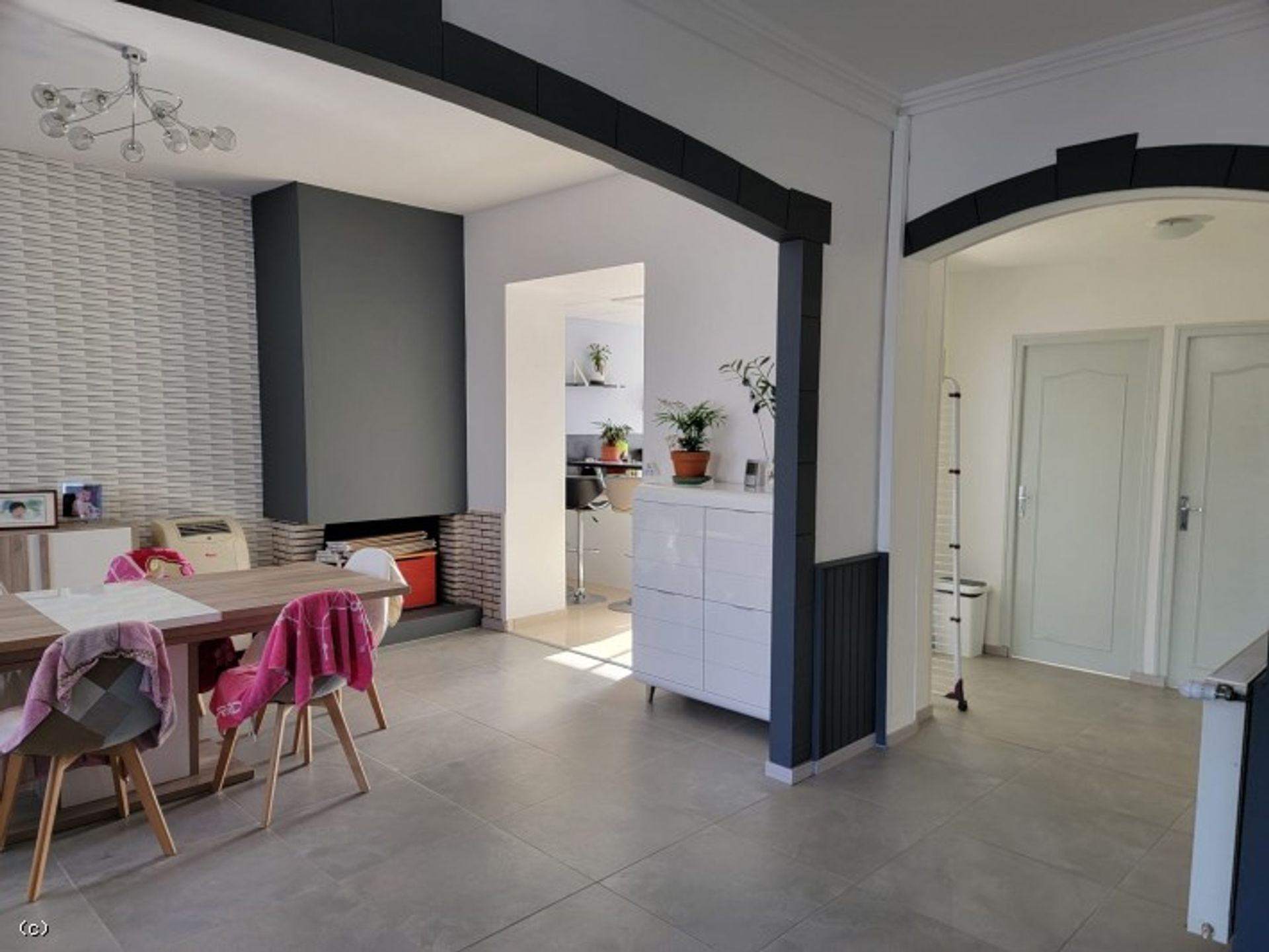 Talo sisään Aunac-sur-Charente, Nouvelle-Aquitaine 11727497