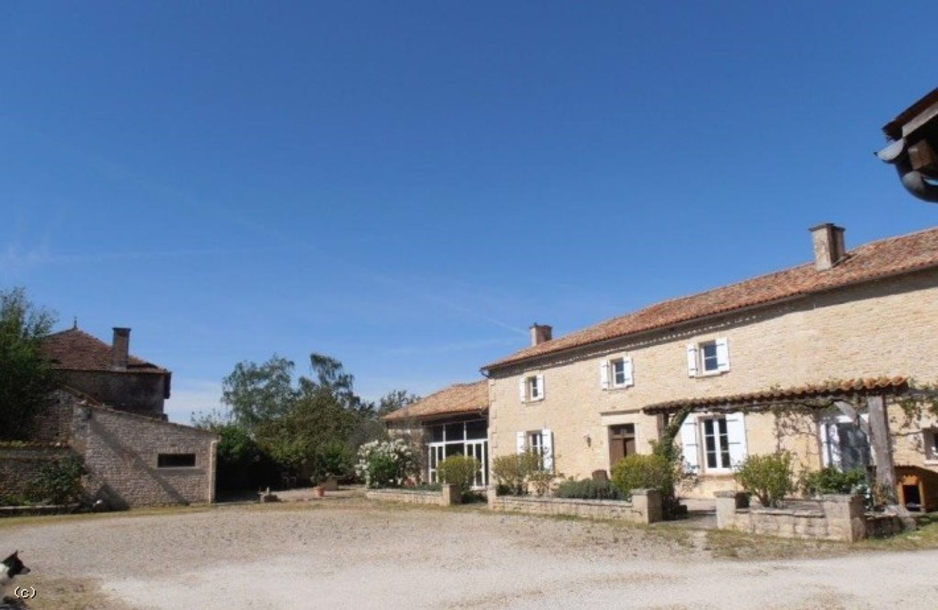 Land i Chef-Boutonne, Nouvelle-Aquitaine 11727509