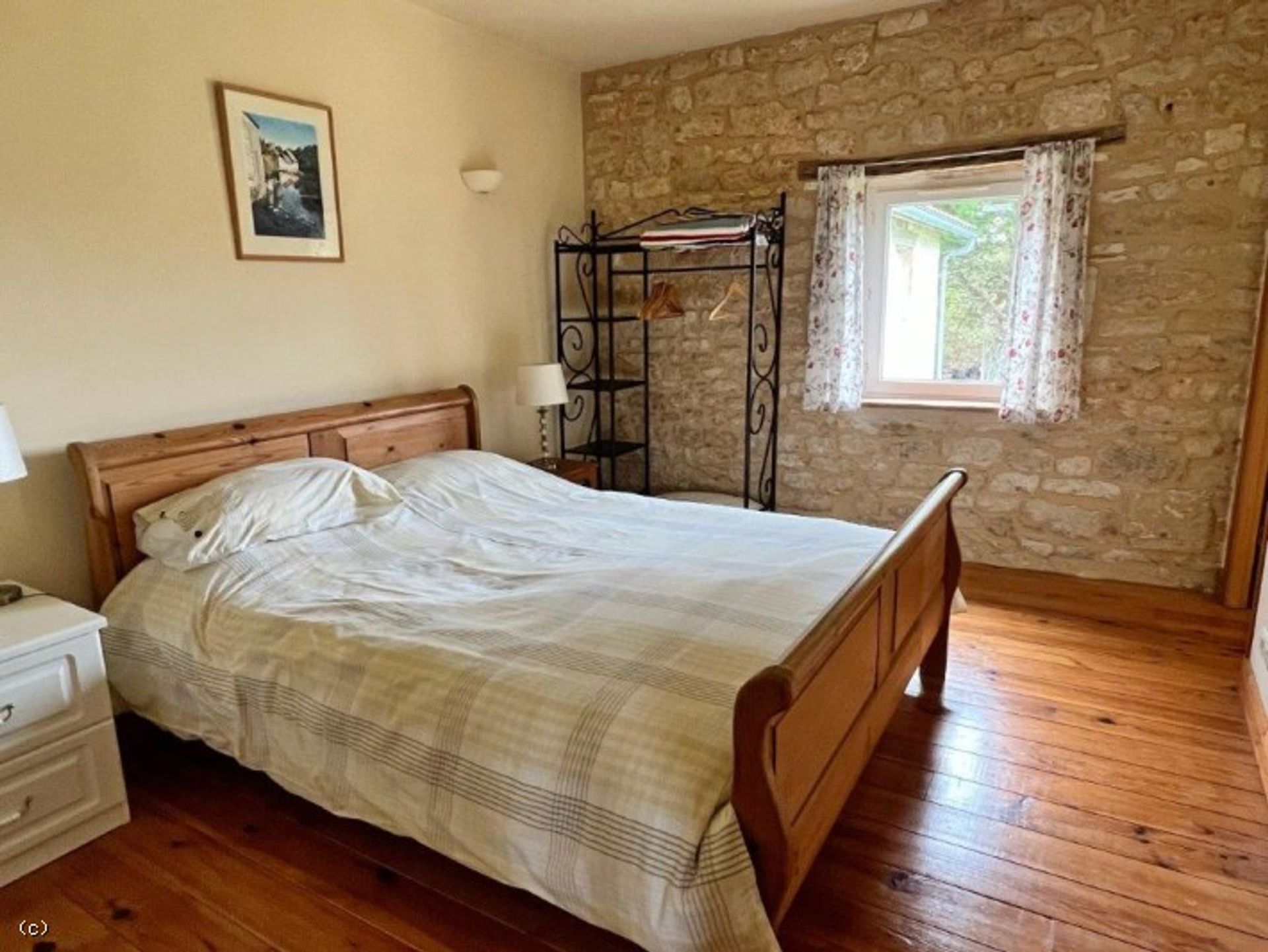 Huis in Ruffec, Nouvelle-Aquitaine 11727514