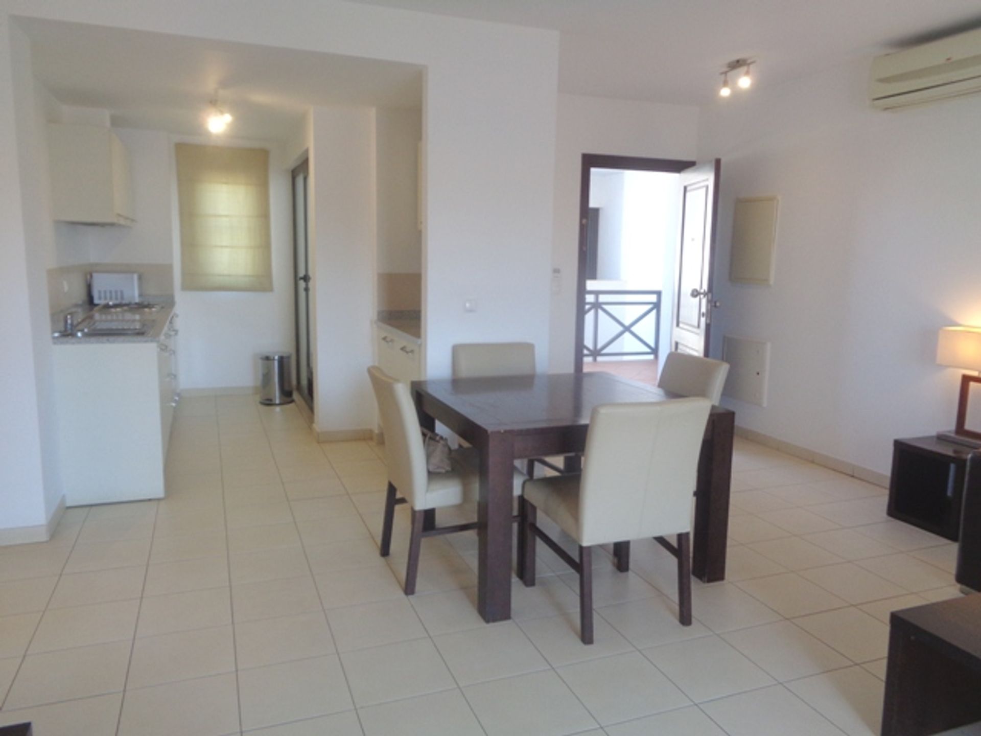 Condominio nel , Sal 11727540