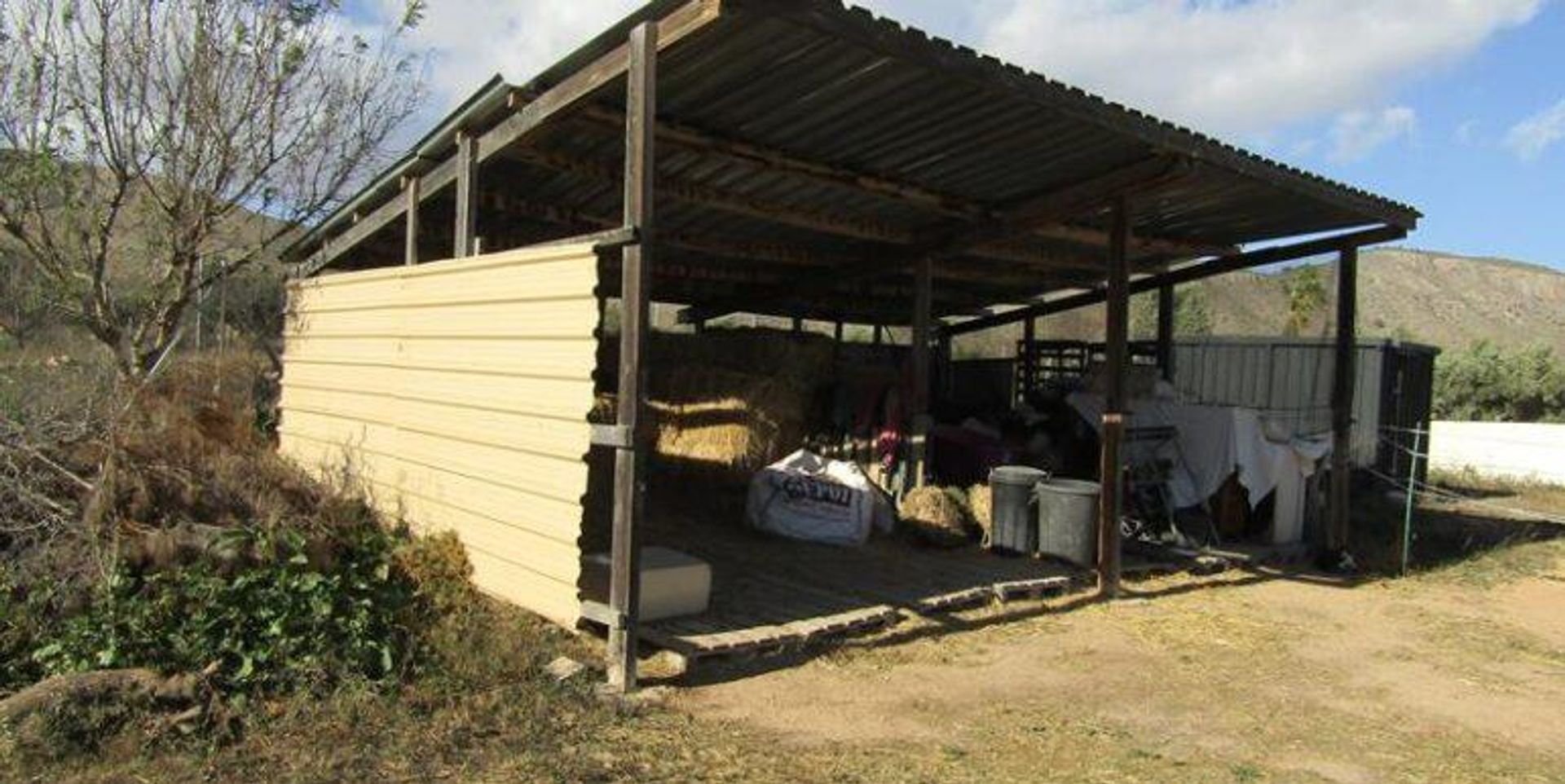 Hus i El Fondó de les Neus, Valencian Community 11728126