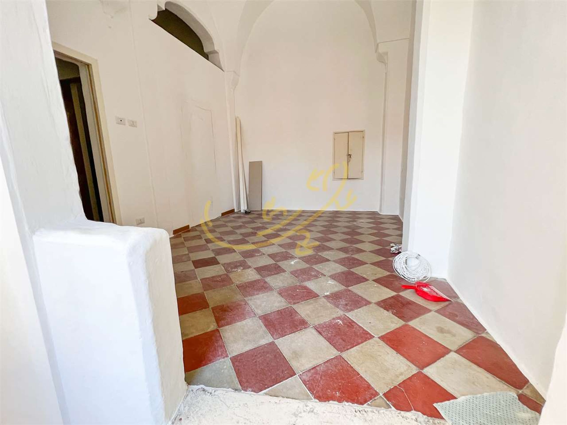 Hus i , Apulia 11728358