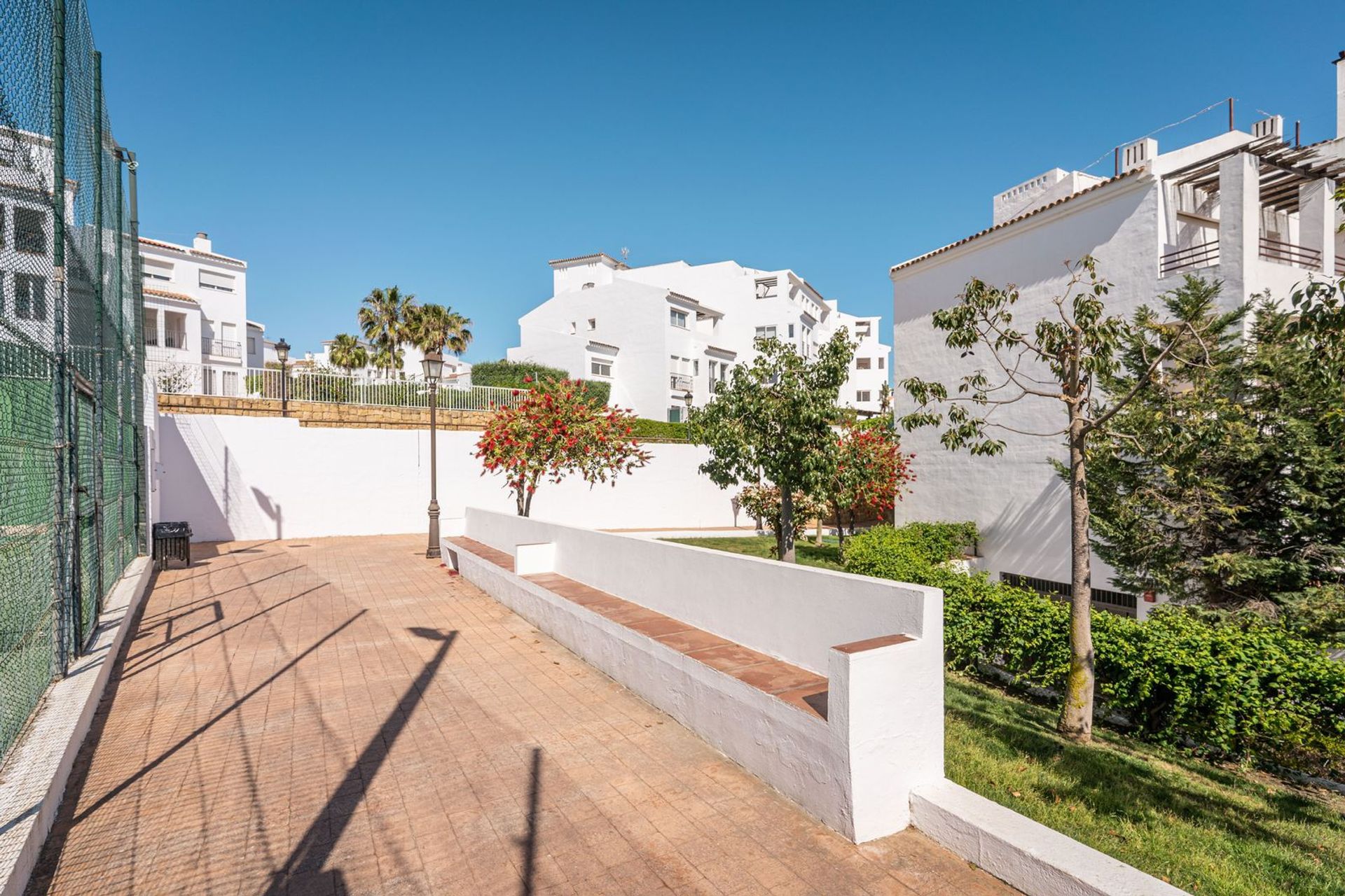 Huis in Puerto de la Duquesa, Andalusia 11729075