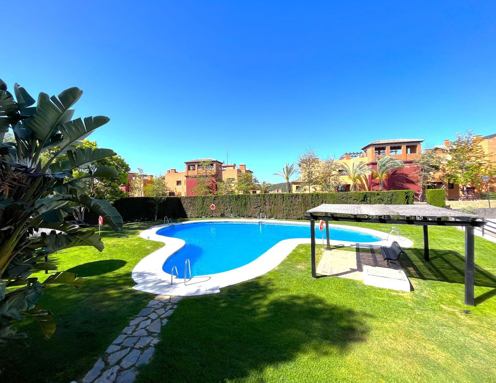 Condominium in Casares, Andalusia 11729358