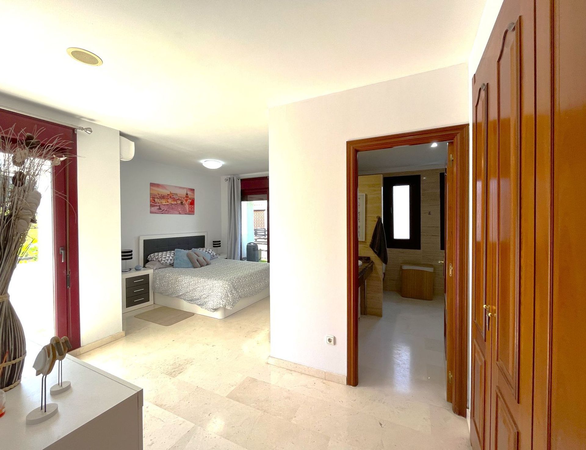 Condominium in Casares, Andalusia 11729358