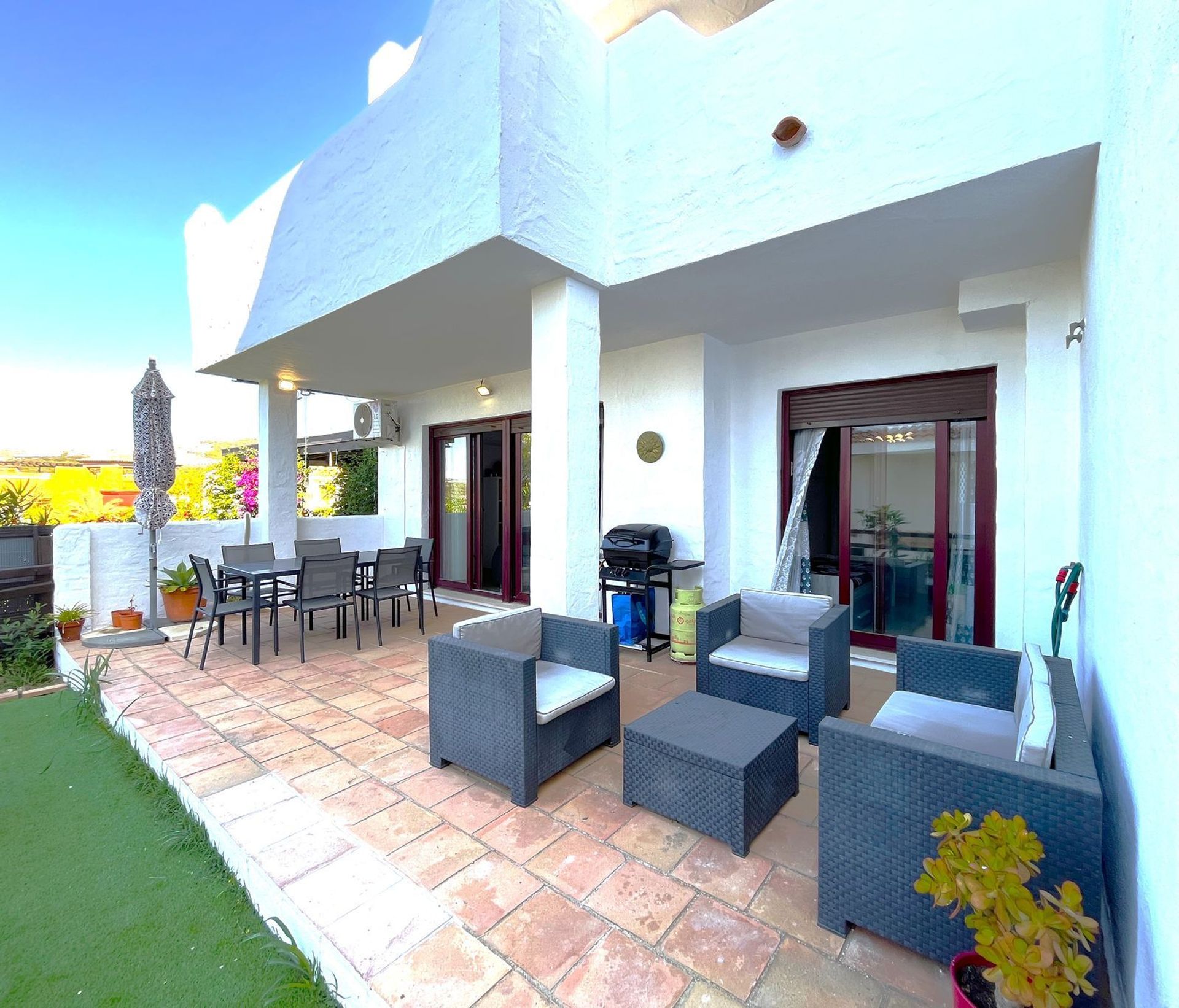 Condominium in Casares, Andalusia 11729358