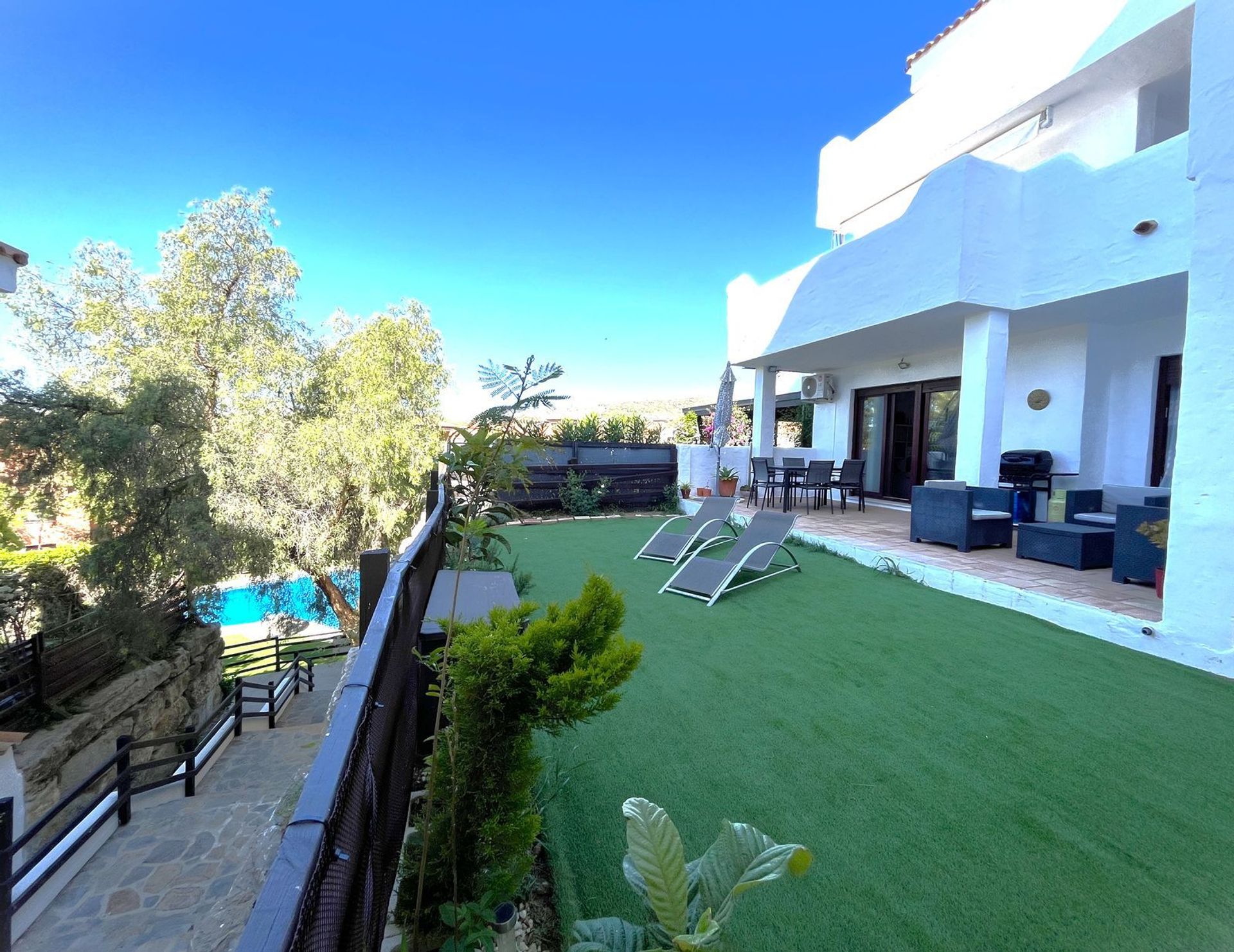 Condominium in Casares, Andalusia 11729358