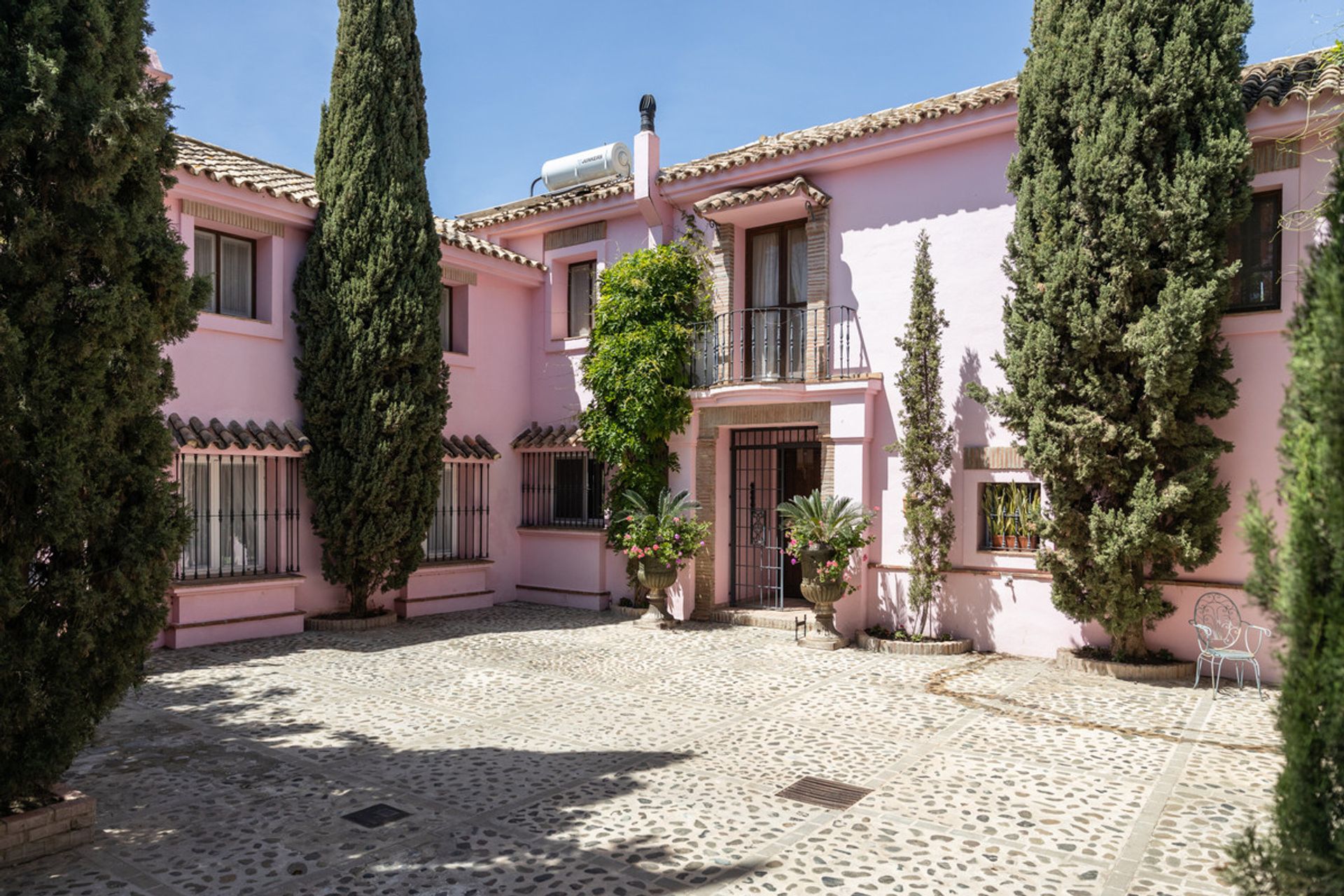 House in Benahavis, Andalusia 11729424