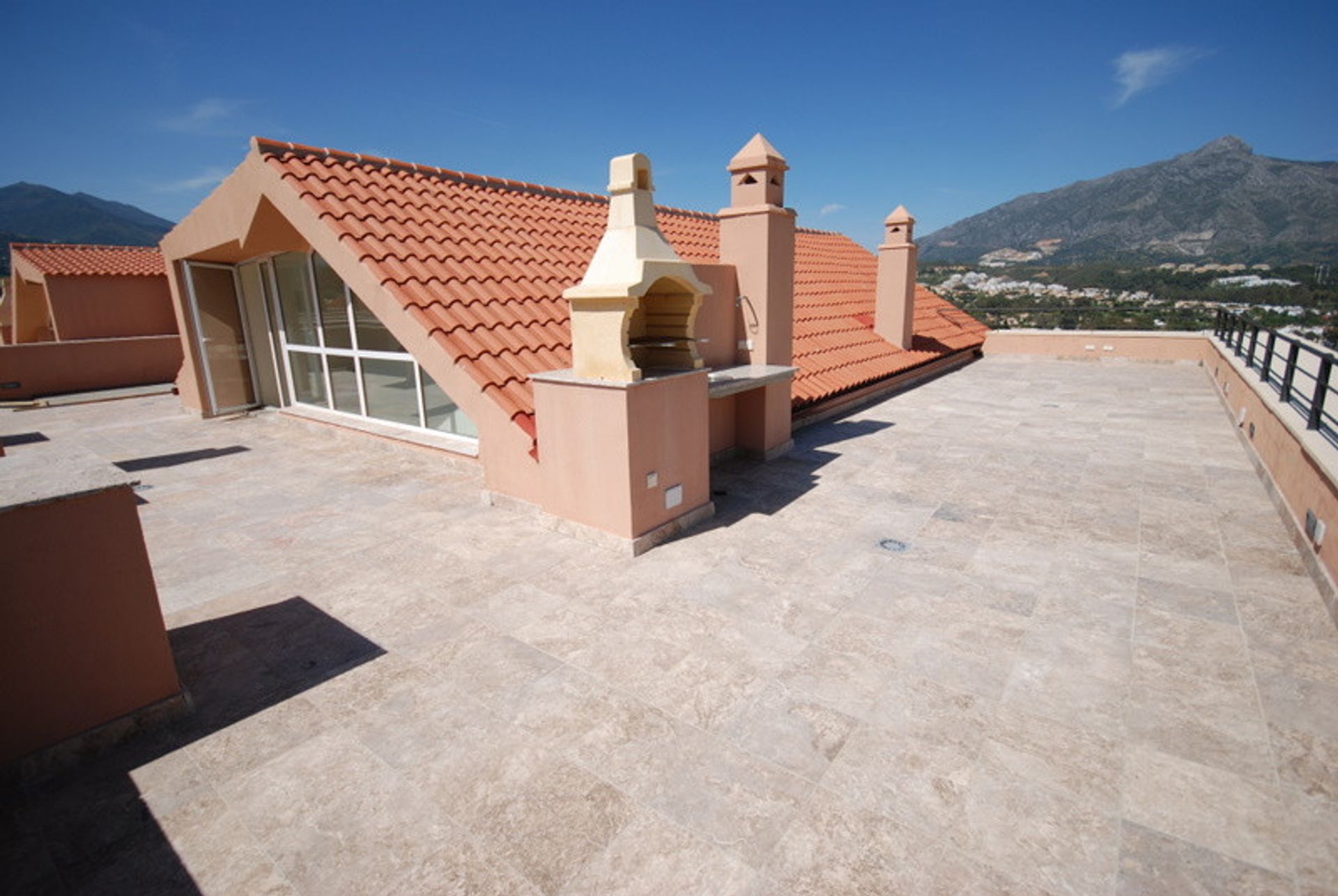 Haus im Marbella, Andalucía 11729877