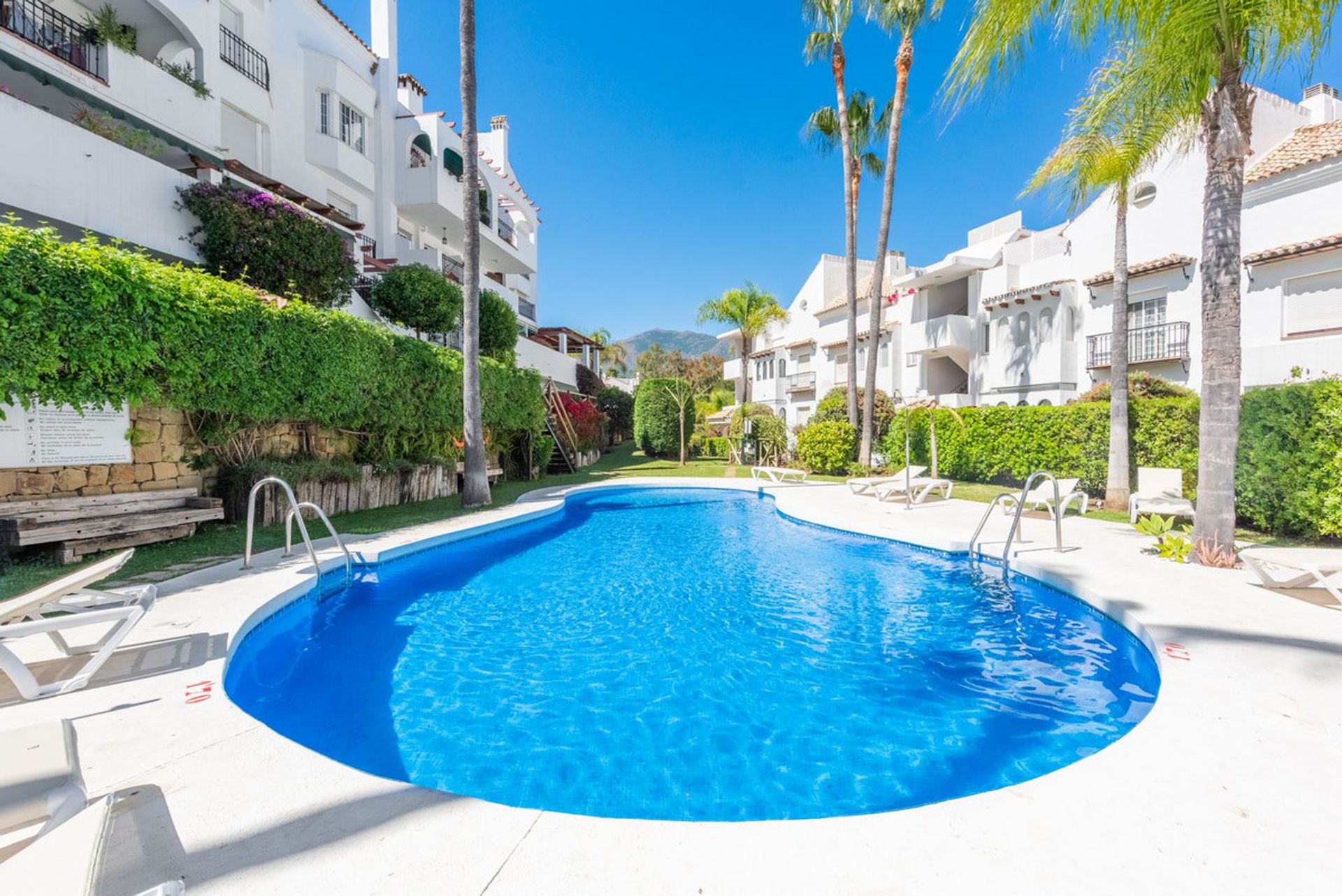 Condominio nel Benahavis, Andalusia 11730214