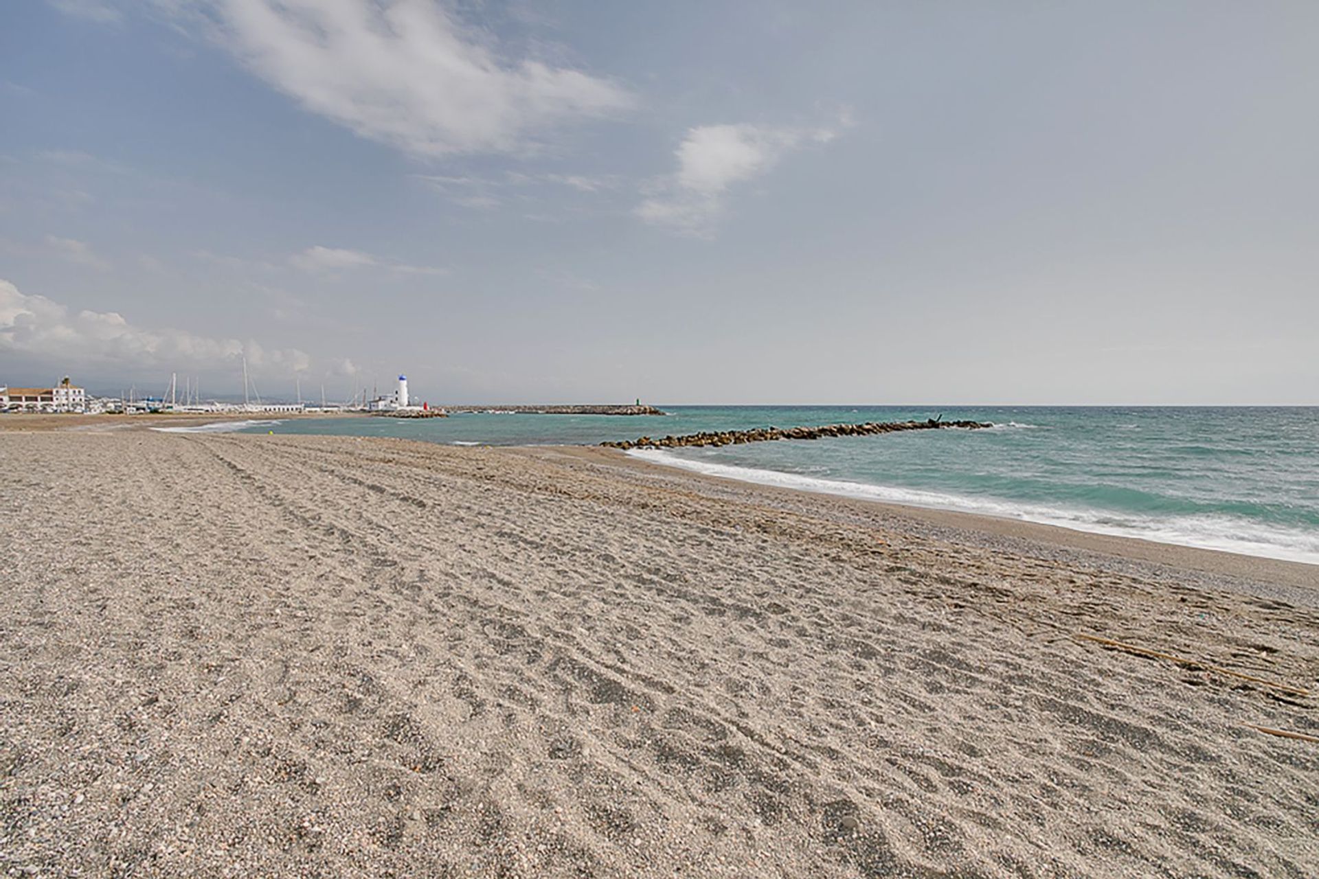 公寓 在 Puerto de la Duquesa, Andalusia 11731005