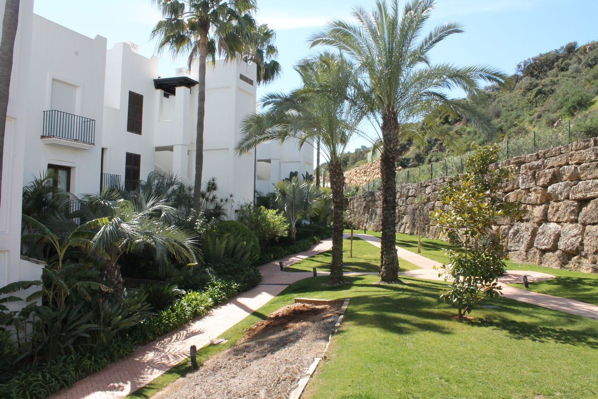 Condominium in Castillo de Sabinillas, Andalusië 11731098