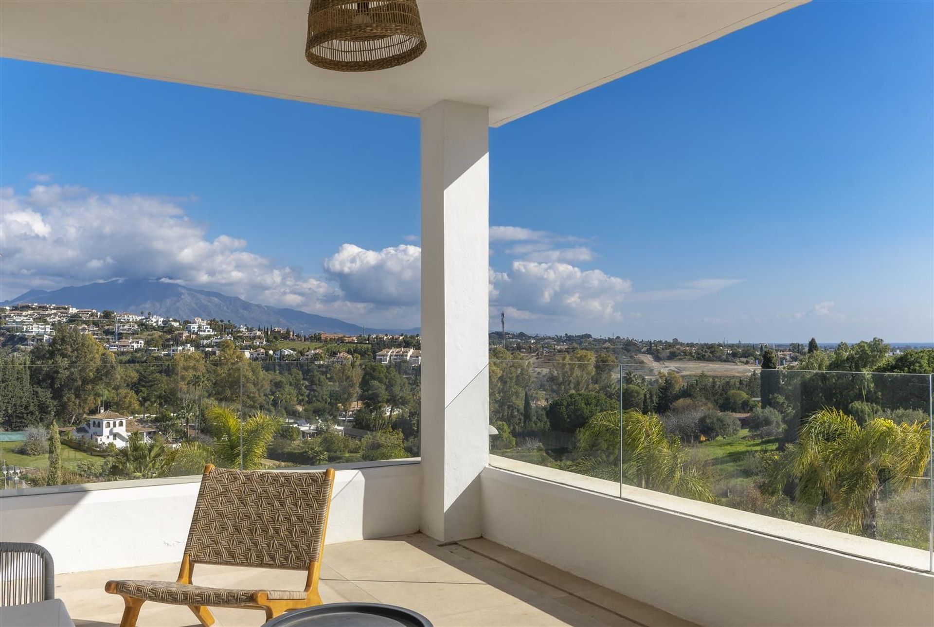 Condominium dans Estepona, Andalusia 11732056