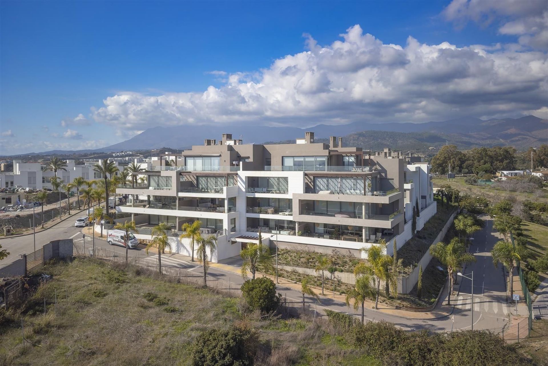 Condominium dans Estepona, Andalusia 11732056