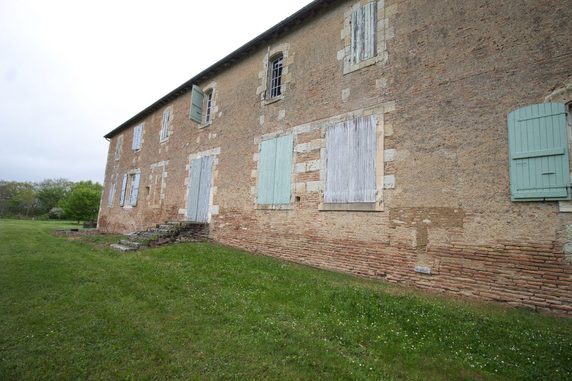 Rumah di Fleurance, Occitanie 11733140