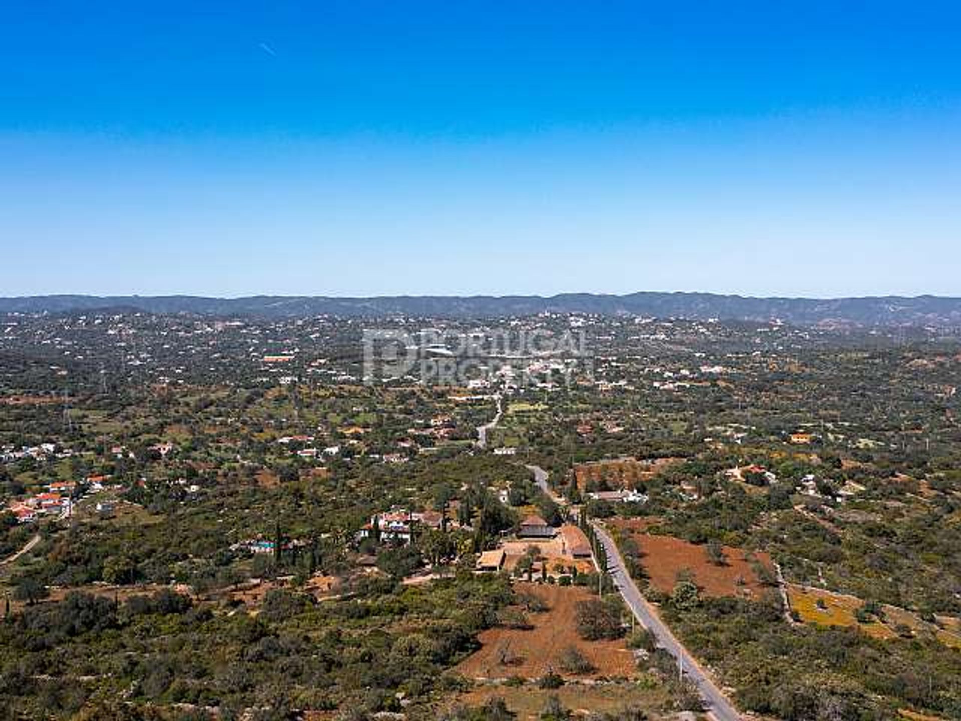 жилой дом в Estoi, Faro District 11733318