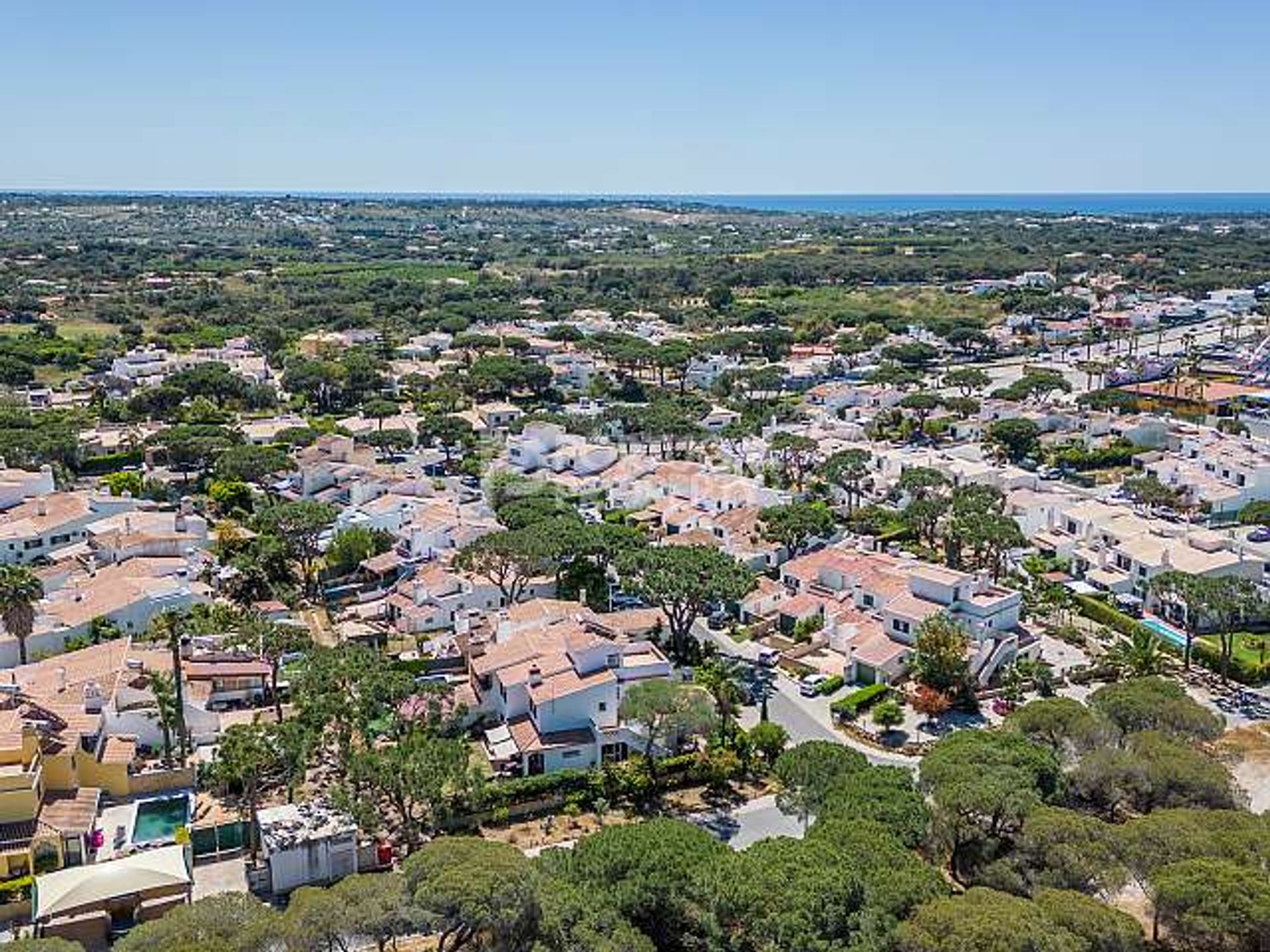 House in Quarteira, Faro 11733339