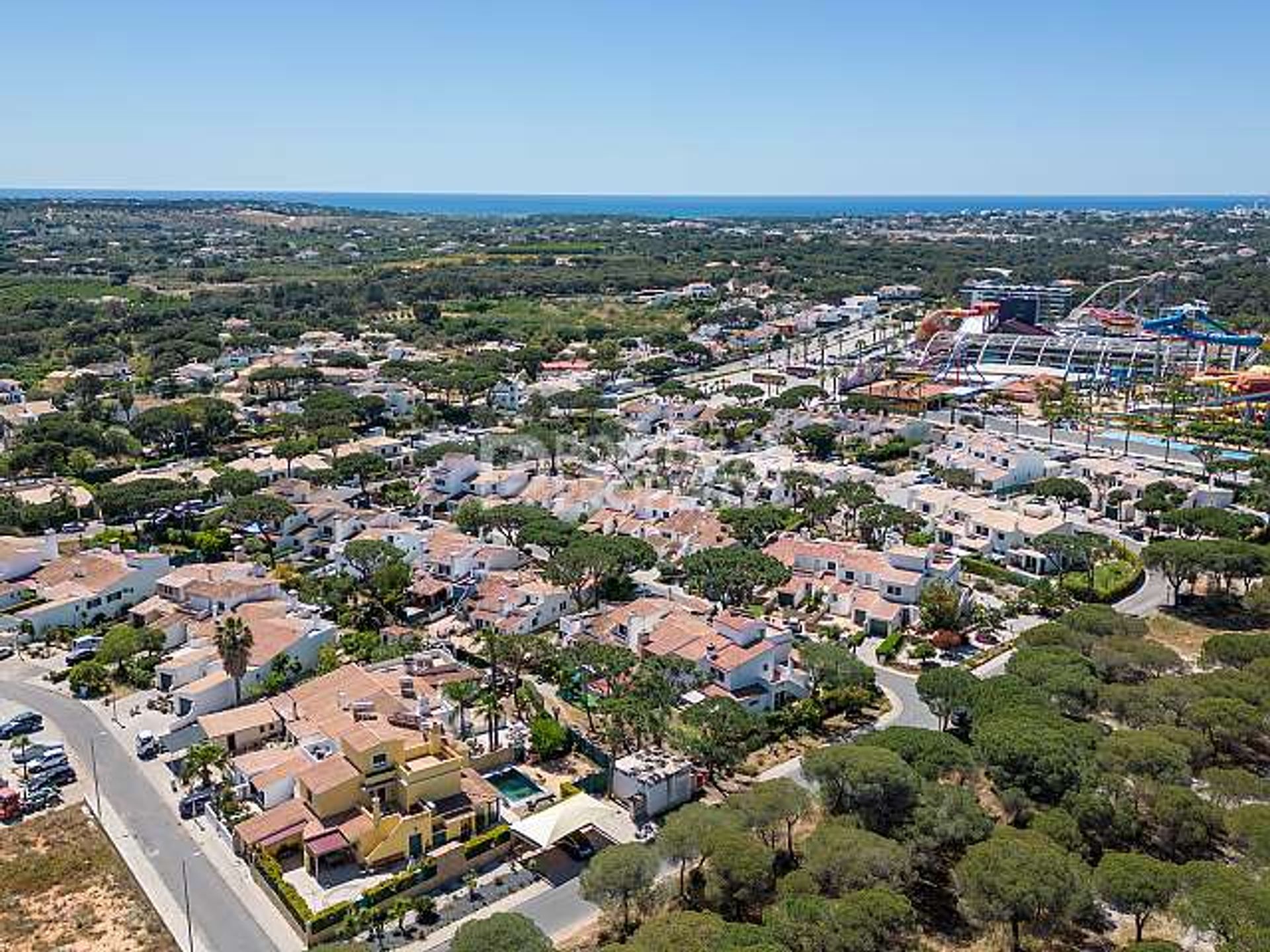 House in Quarteira, Faro 11733339