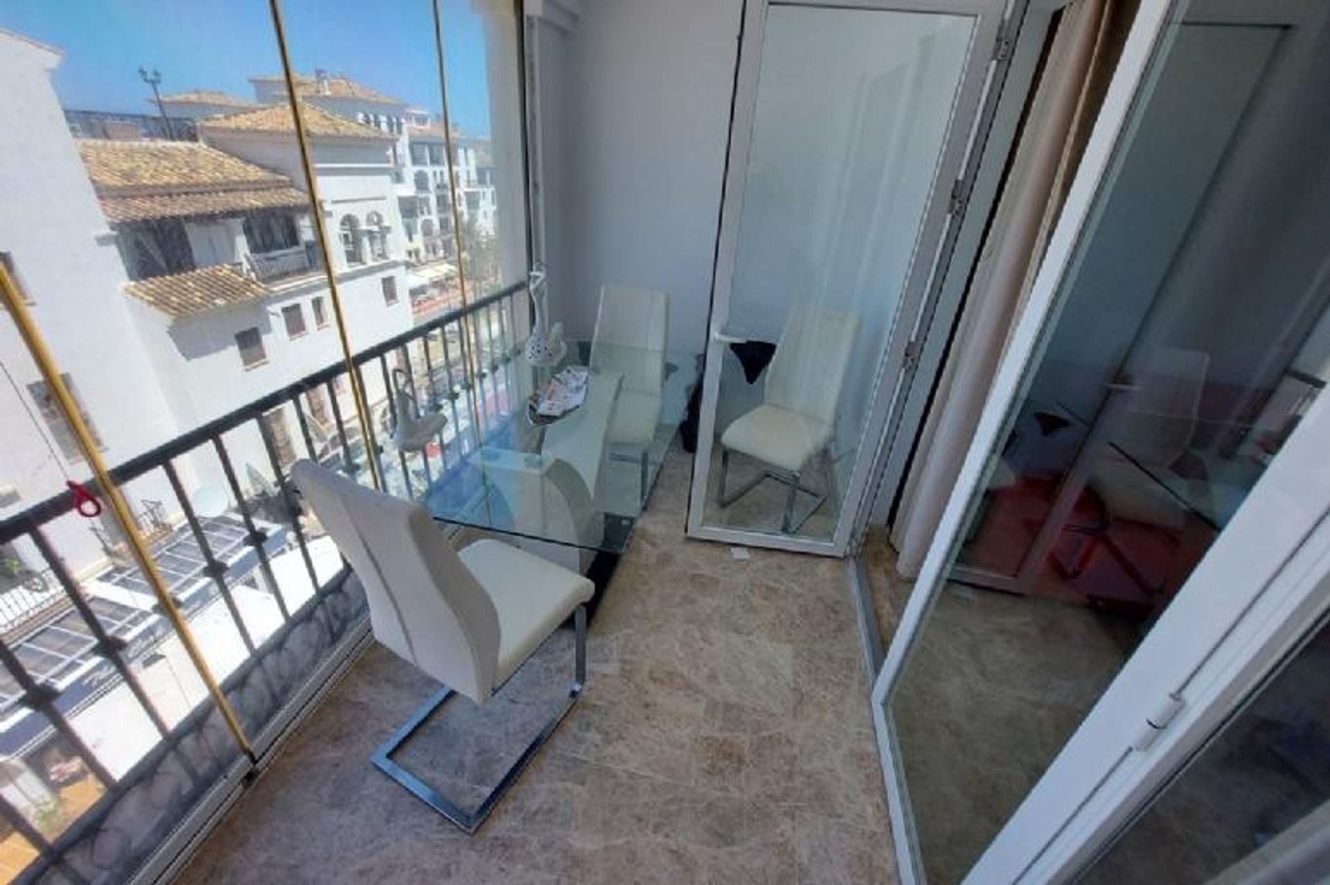 Condominium in Puerto de la Duquesa, Andalusia 11733379