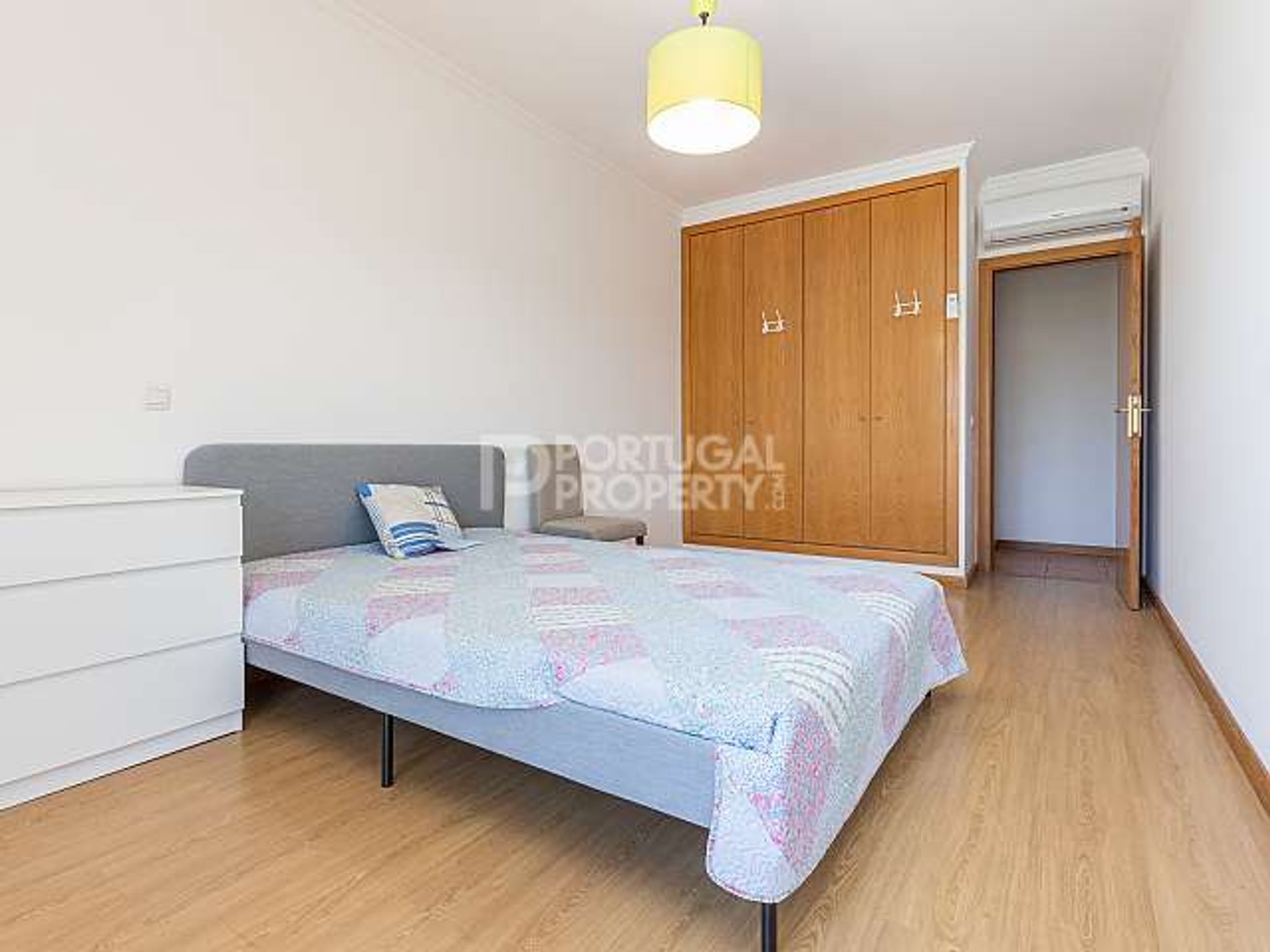 Квартира в Quarteira, Faro 11733391