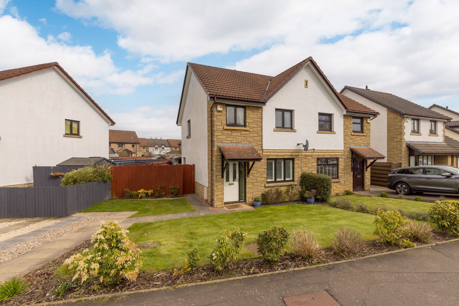 rumah dalam Jambatan Cramond, Edinburgh, Kota 11734367