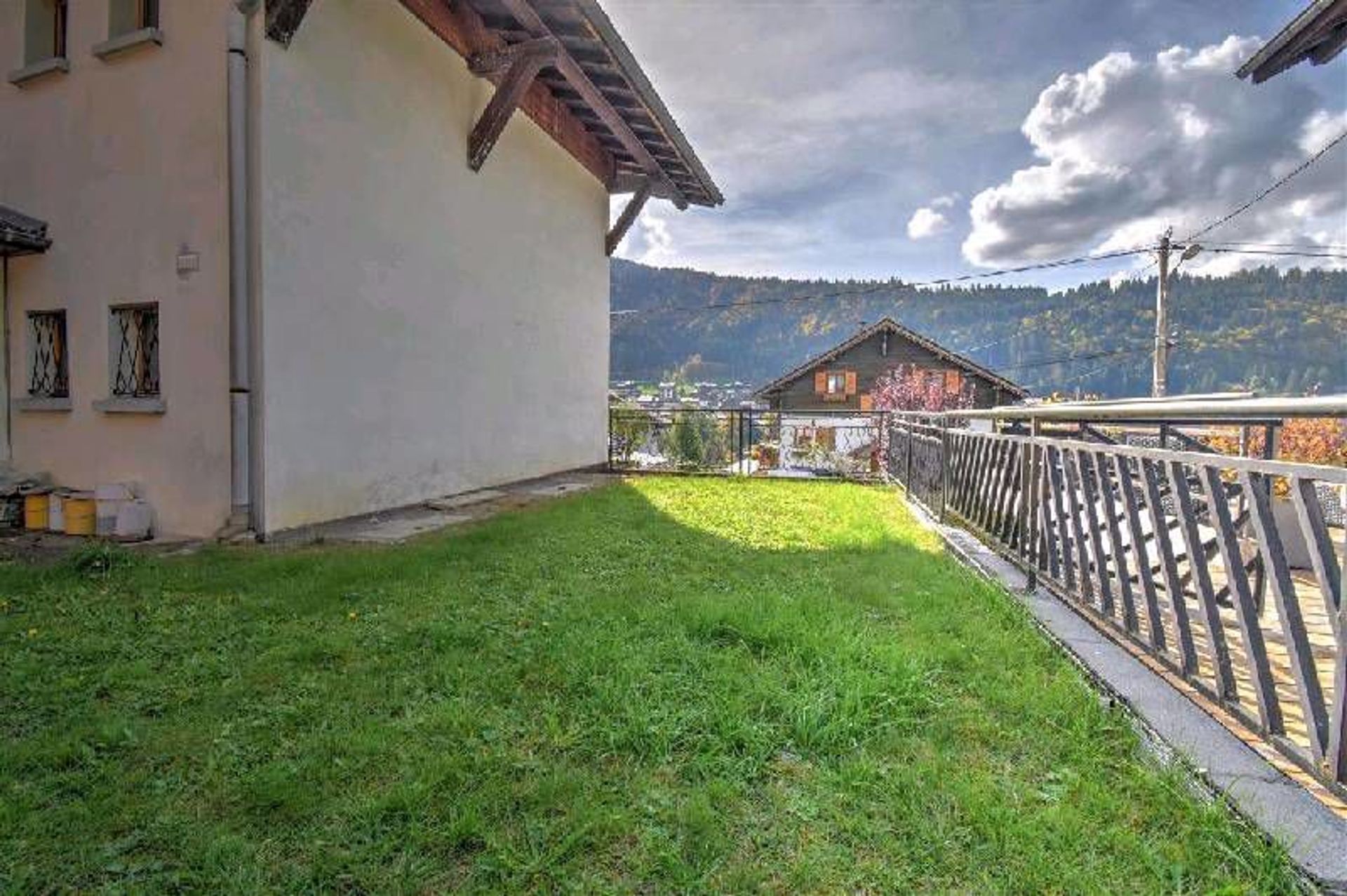 Talo sisään Morzine, Auvergne-Rhône-Alpes 11736259