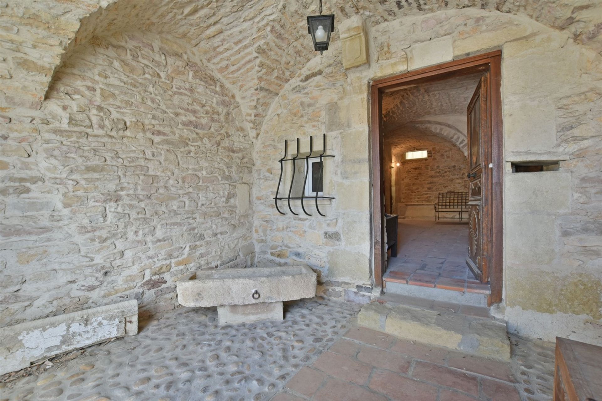 Dom w Nages-et-Solorgues, Occitanie 11736287