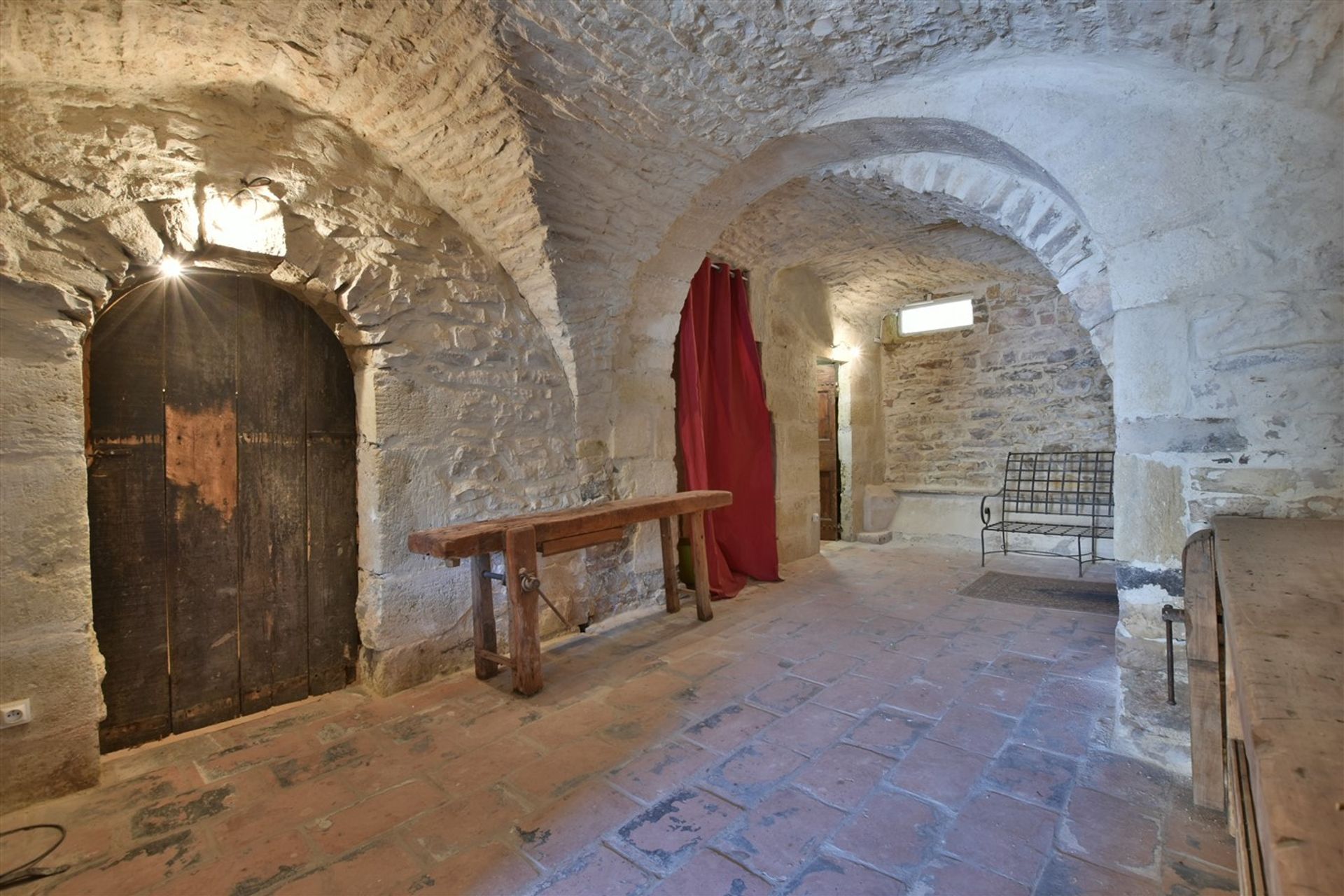 Dom w Nages-et-Solorgues, Occitanie 11736287