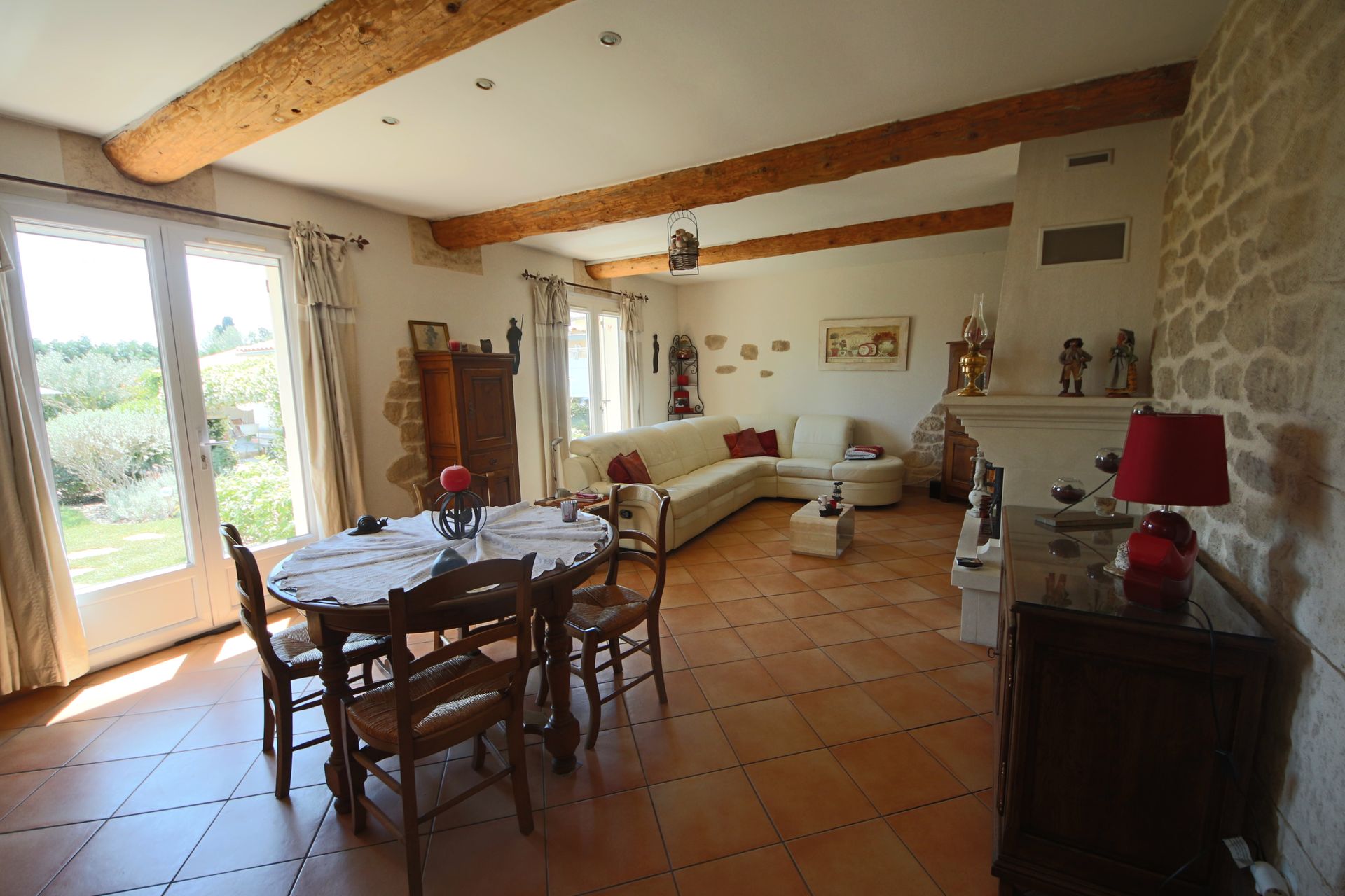 Huis in Eyragues, Provence-Alpes-Côte d'Azur 11736313