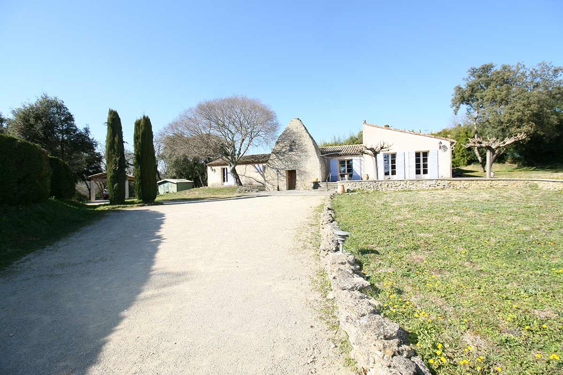 Hus i Uzès, Occitanie 11736323