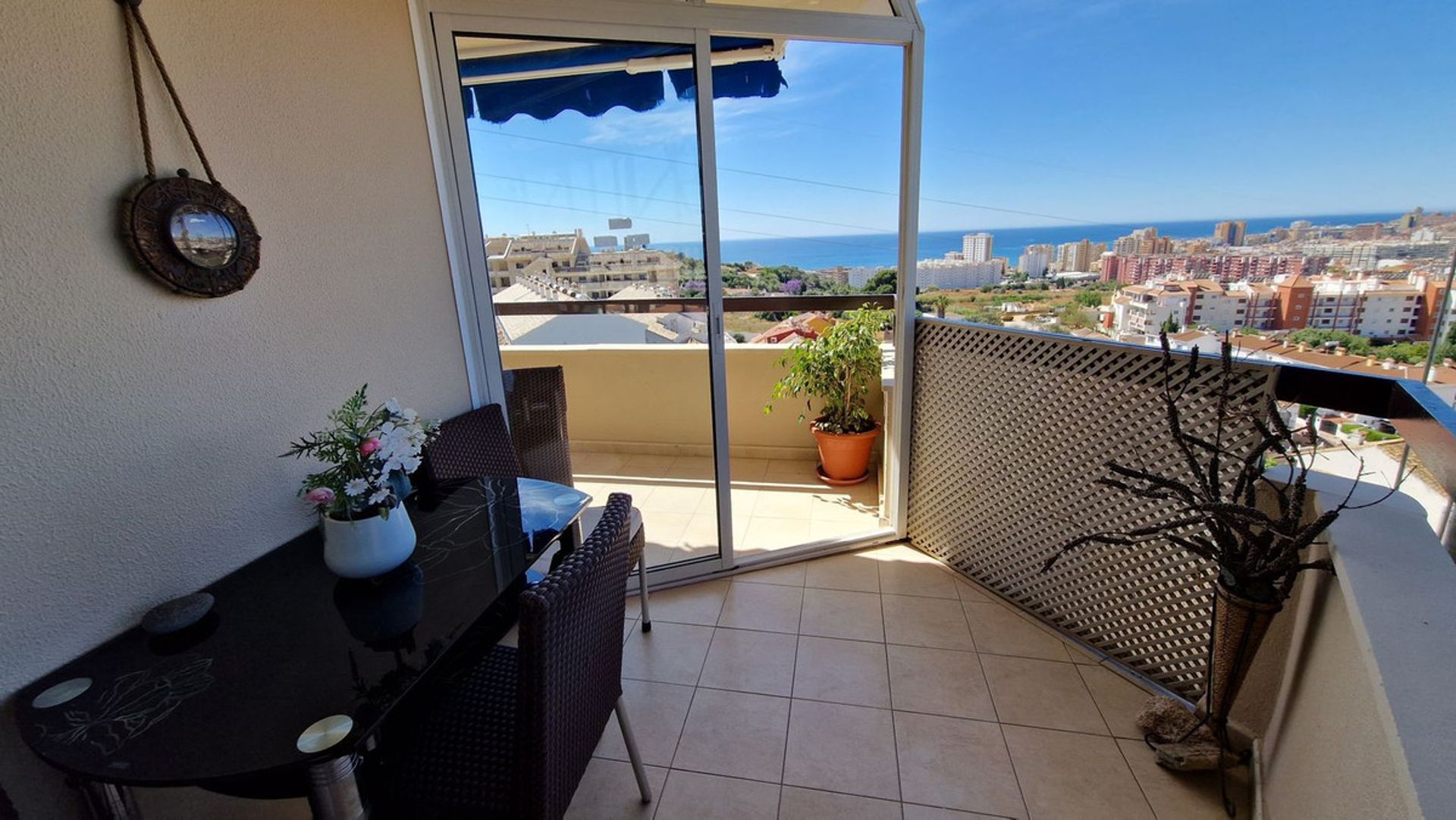 Condominio nel Fuengirola, Andalucía 11736419