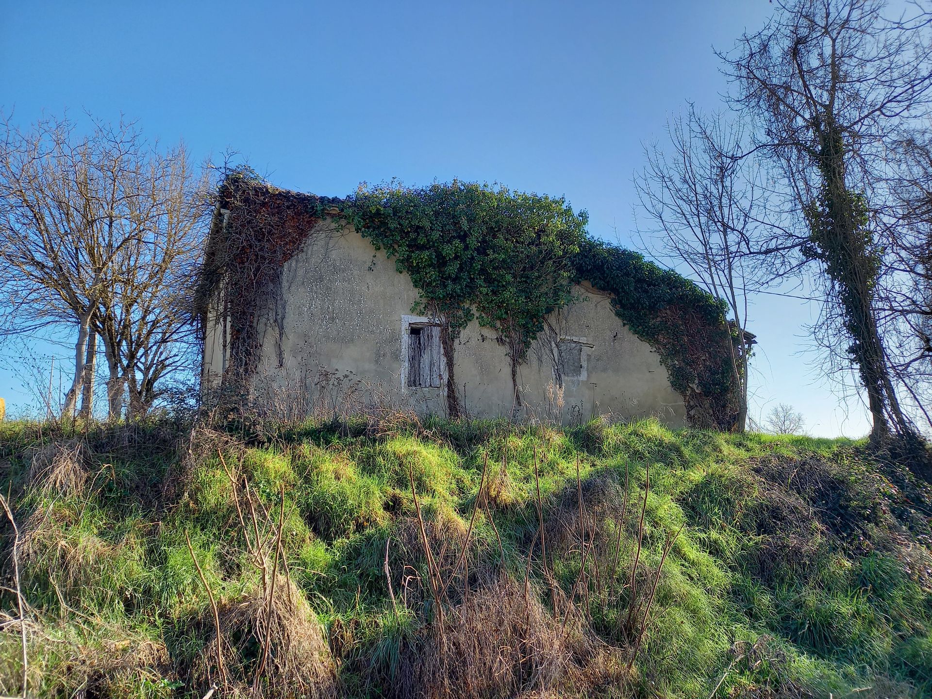 Rumah di Lavergne, Nouvelle-Aquitaine 11736720