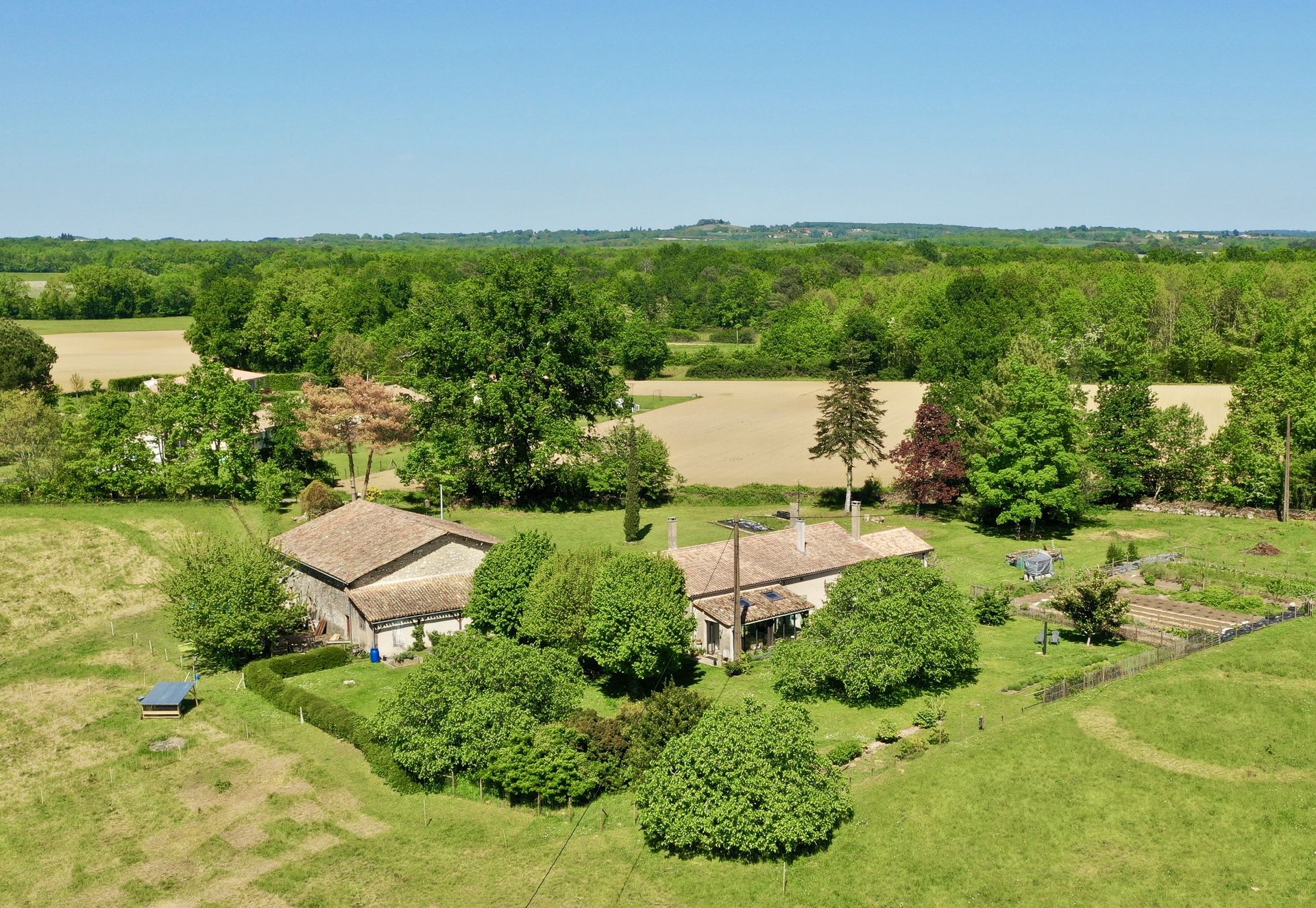 Rumah di Castillonnes, Nouvelle-Aquitaine 11736882