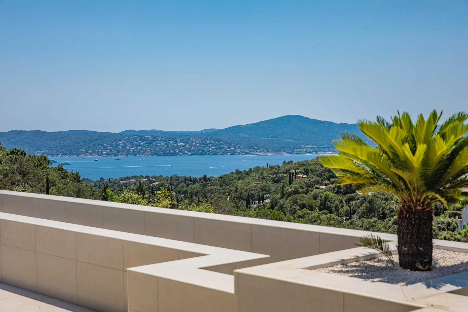 Huis in Grimaud, Provence-Alpes-Côte d'Azur 11737157