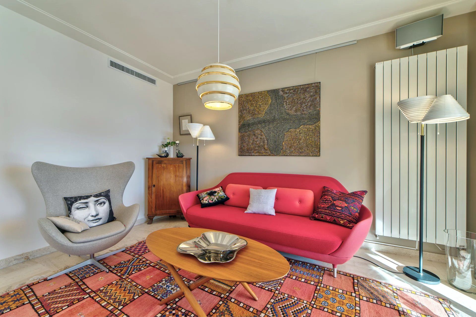 Condominium in Roquebrune-Cap-Martin, Provence-Alpes-Côte d'Azur 11737216