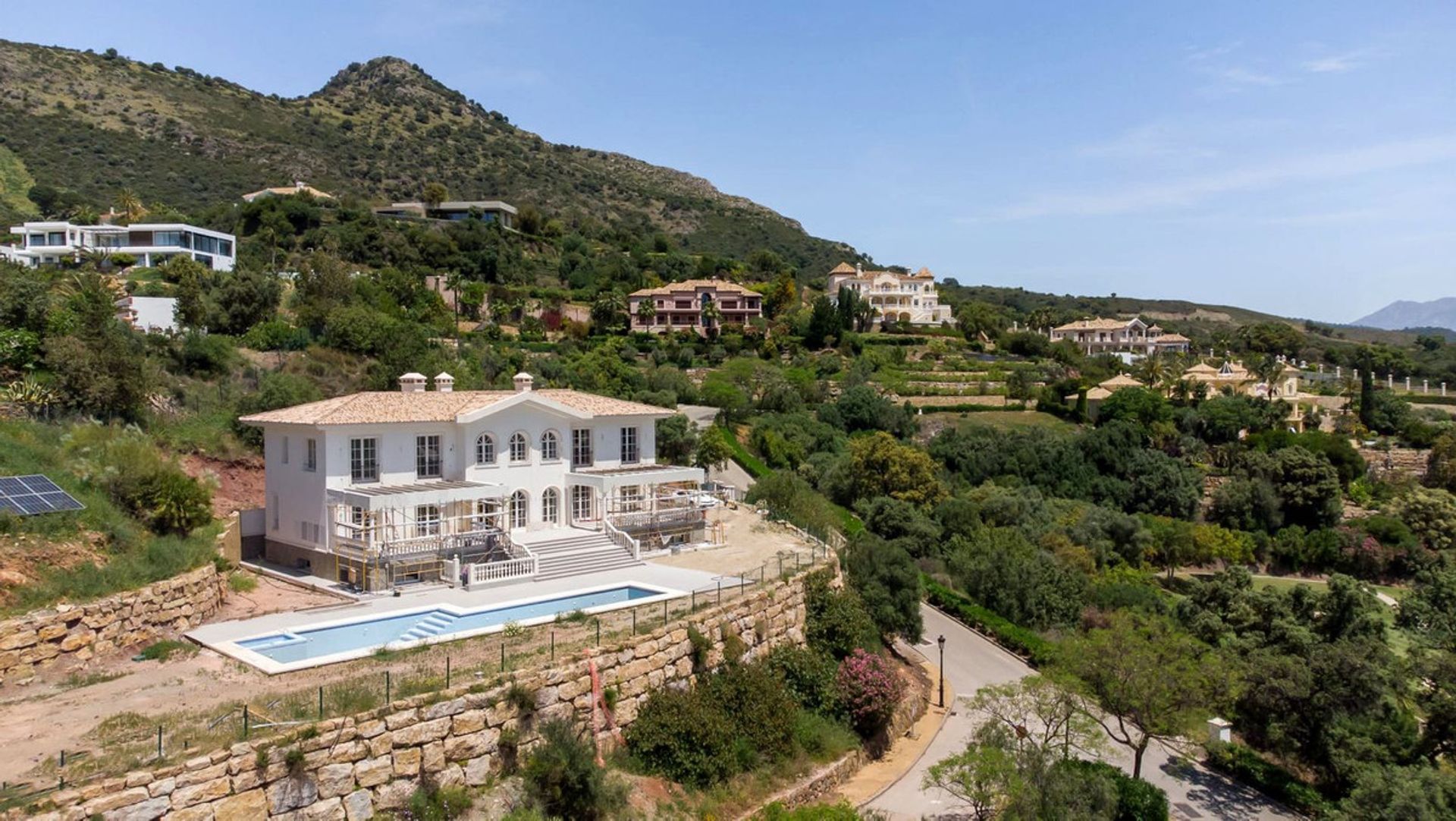 House in Benahavís, Andalusia 11737264