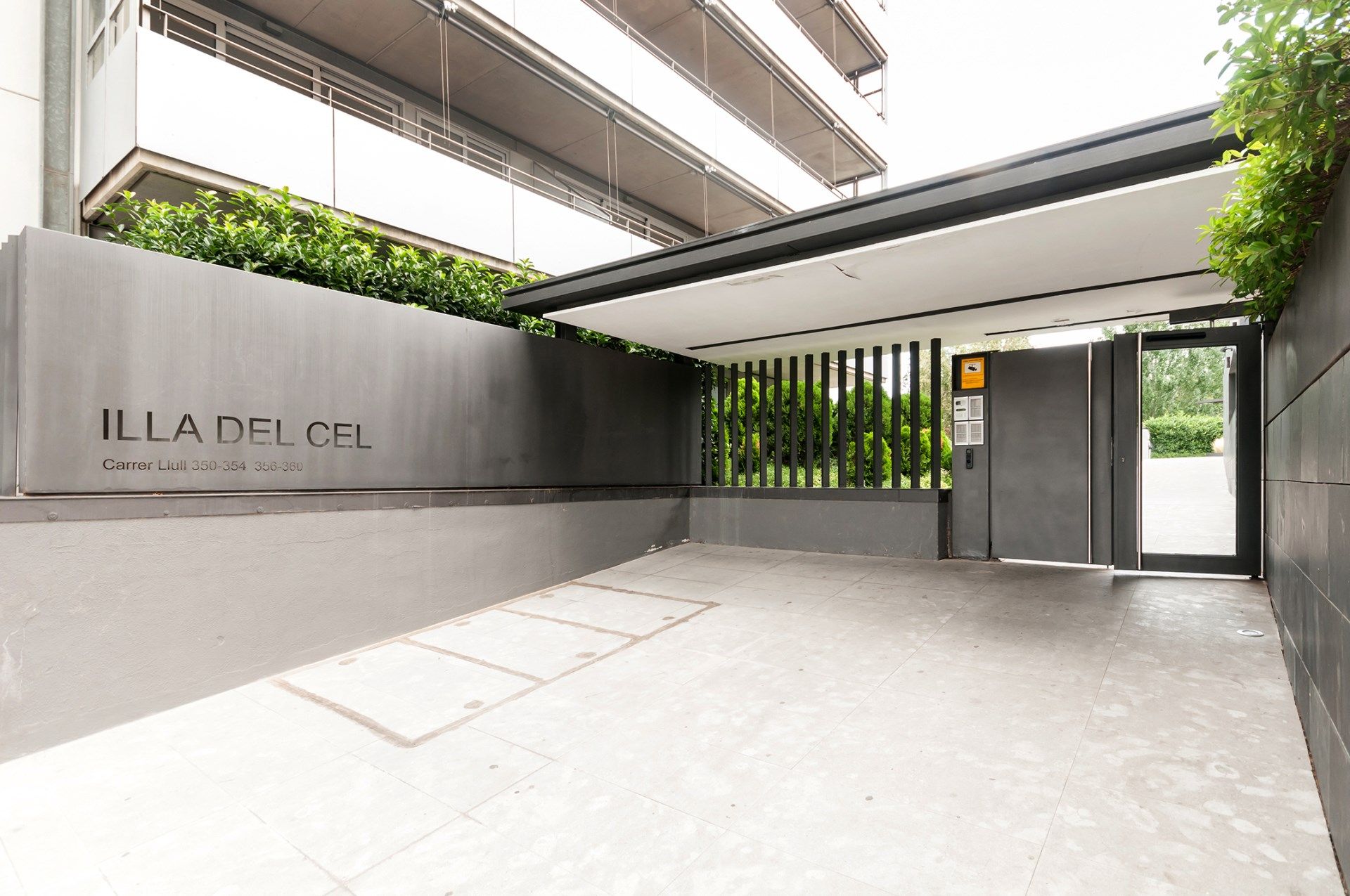 Condominium dans Barcelona, Catalunya 11737297