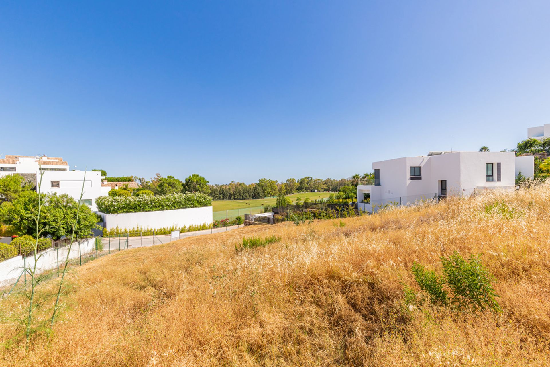 Land in Benahavis, Andalusië 11737305