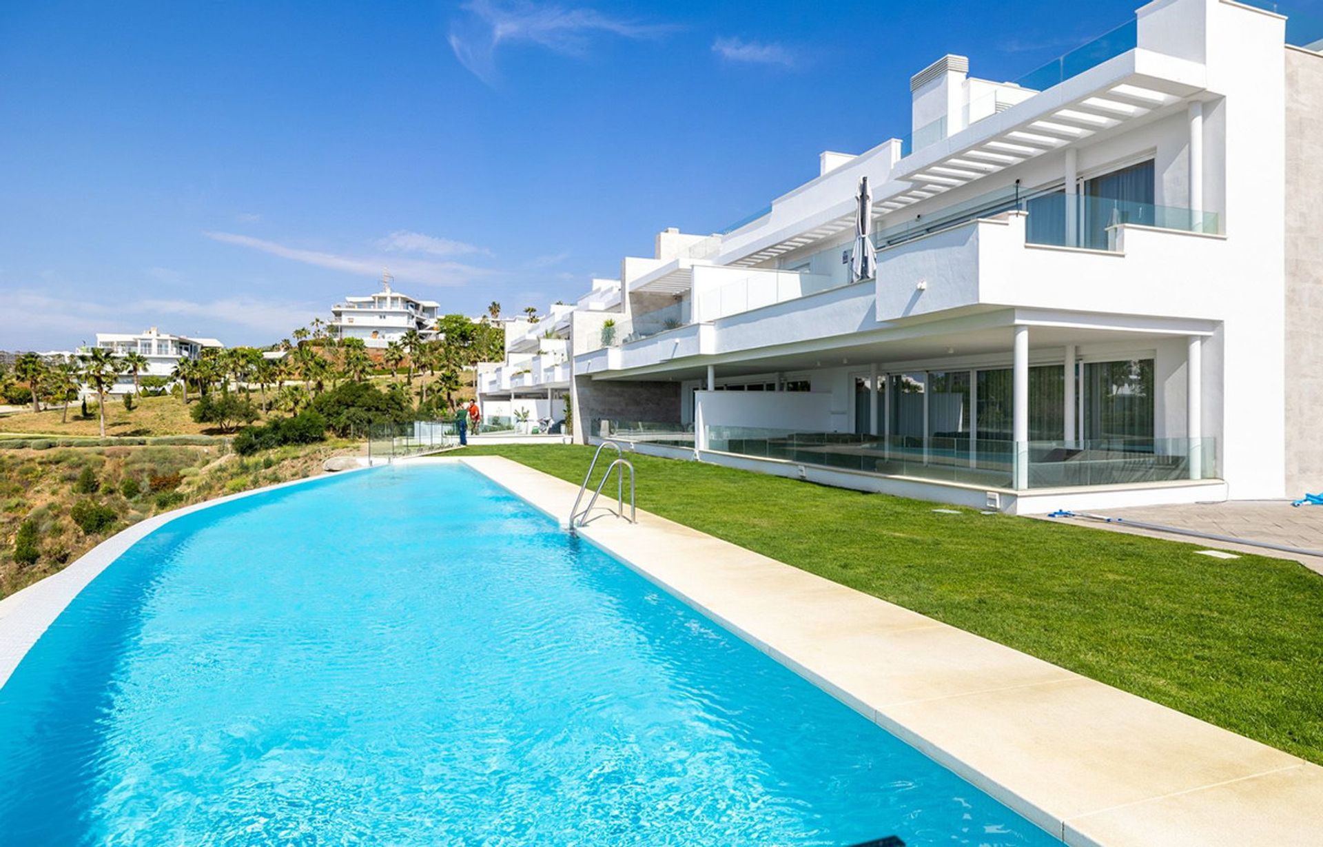 Condominium dans Benalmádena, Andalusia 11737402