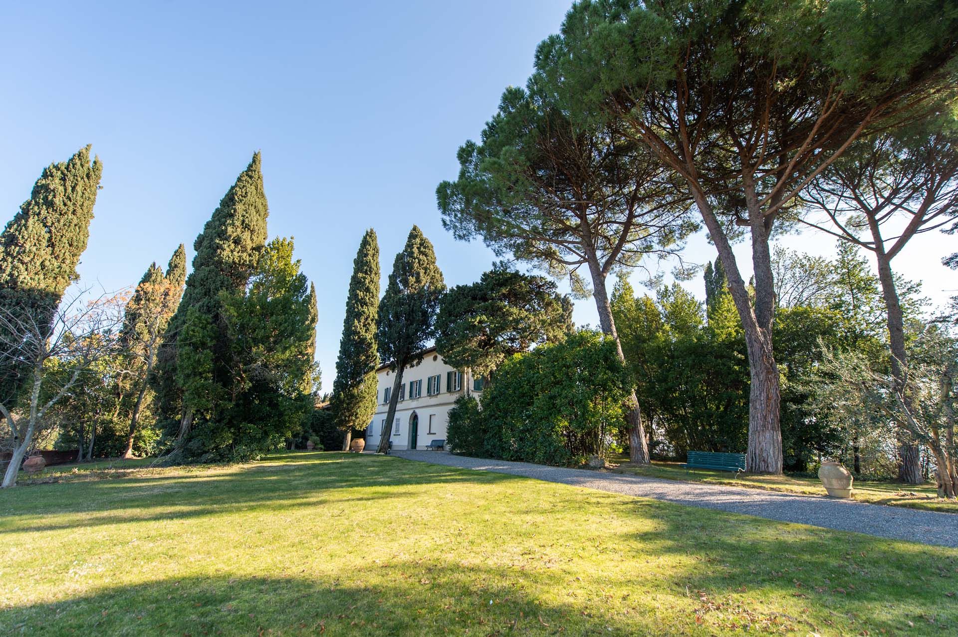 Autre dans San Miniato, Tuscany 11738161