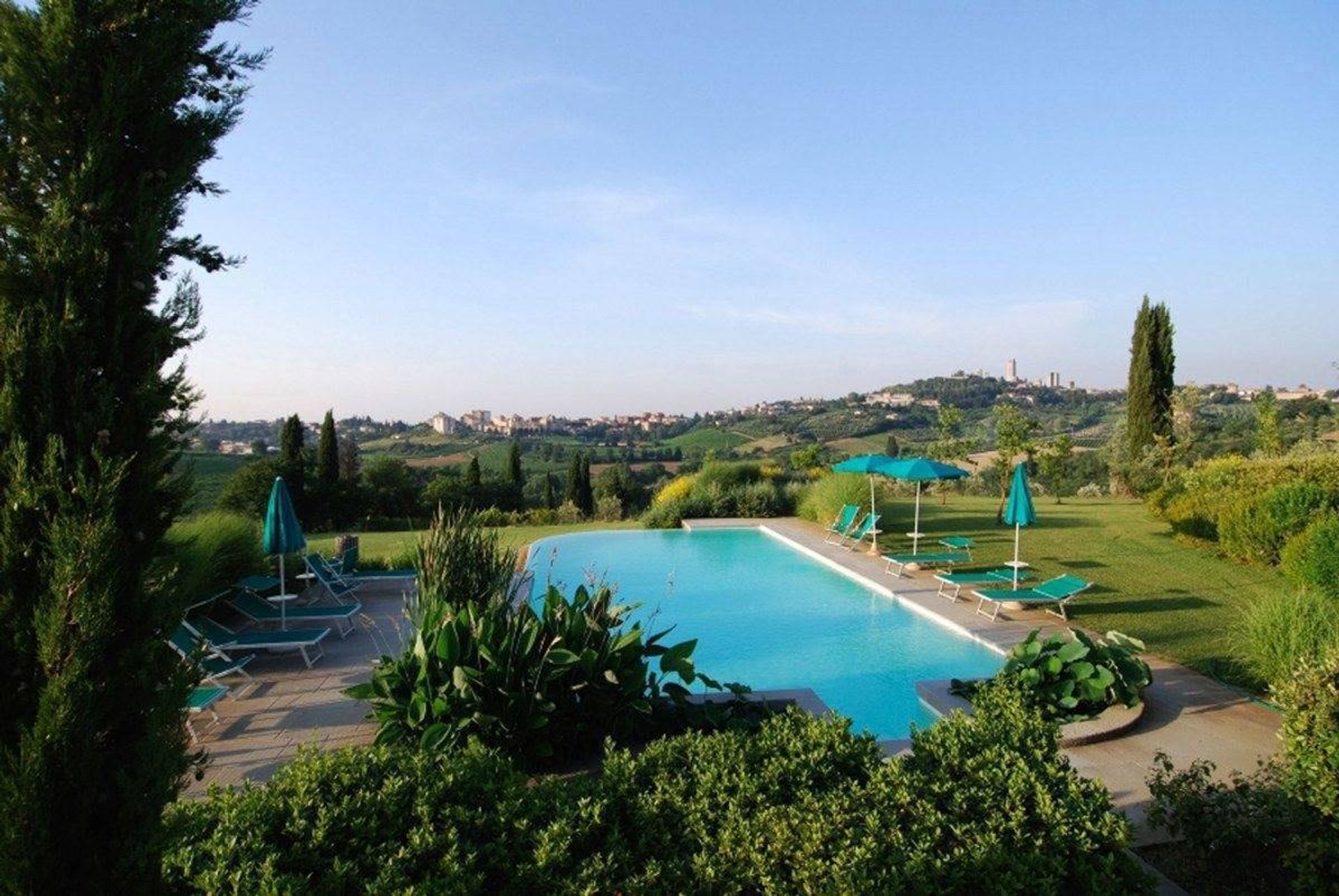 عمارات في San Gimignano, Tuscany 11738437