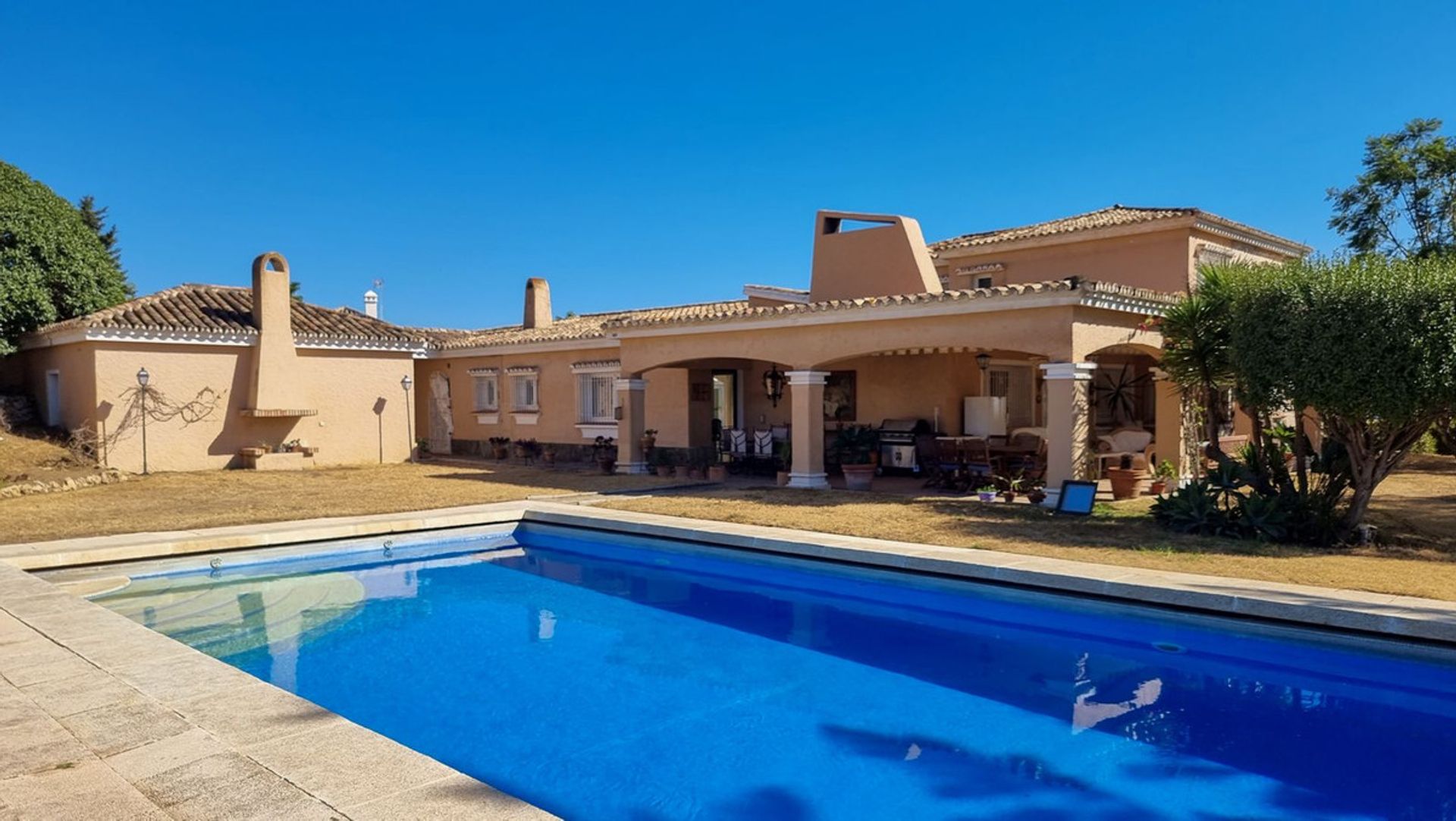 House in Marbella, Andalucía 11738885