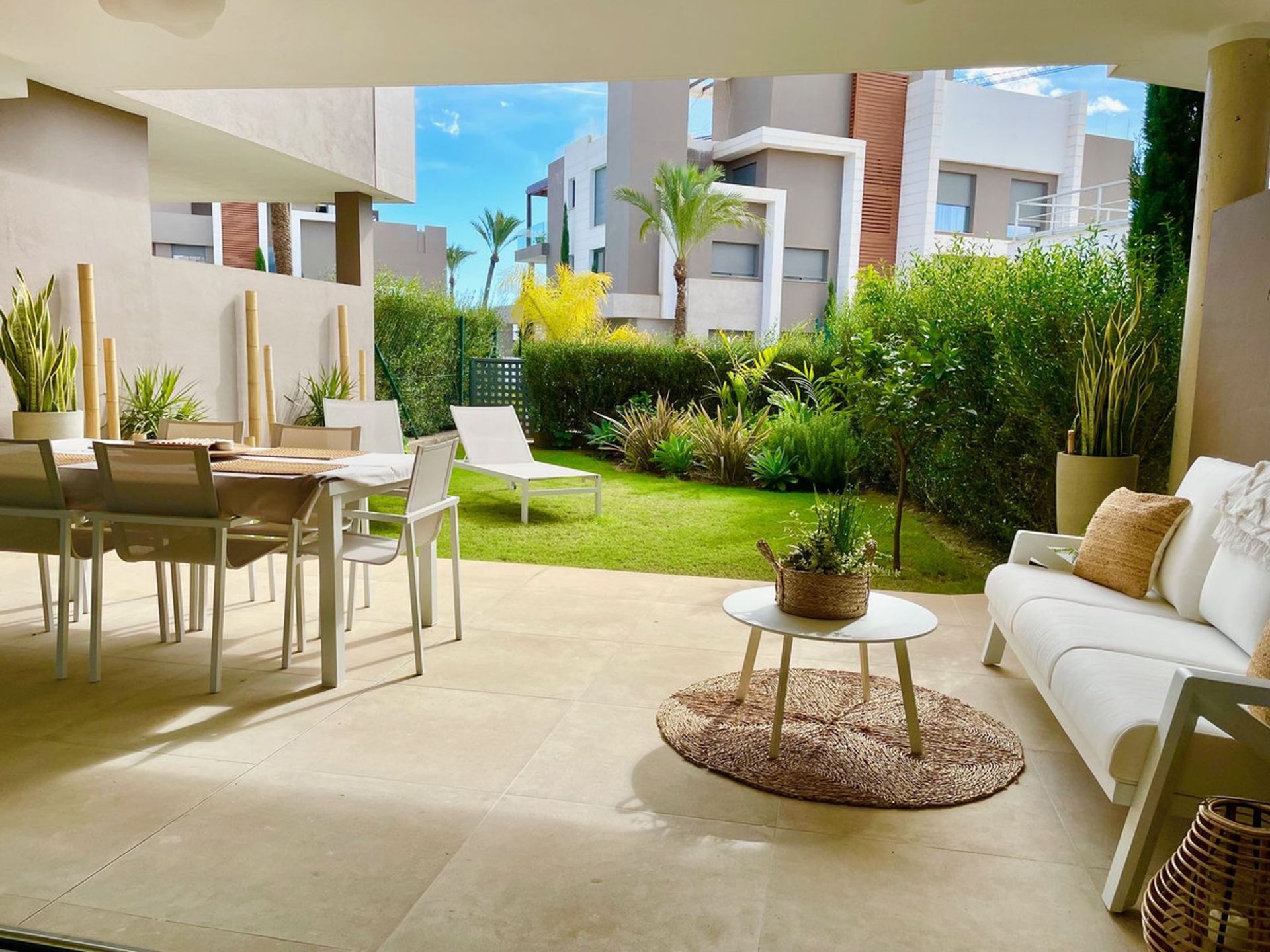 Condominio nel Estepona, Andalusia 11739427