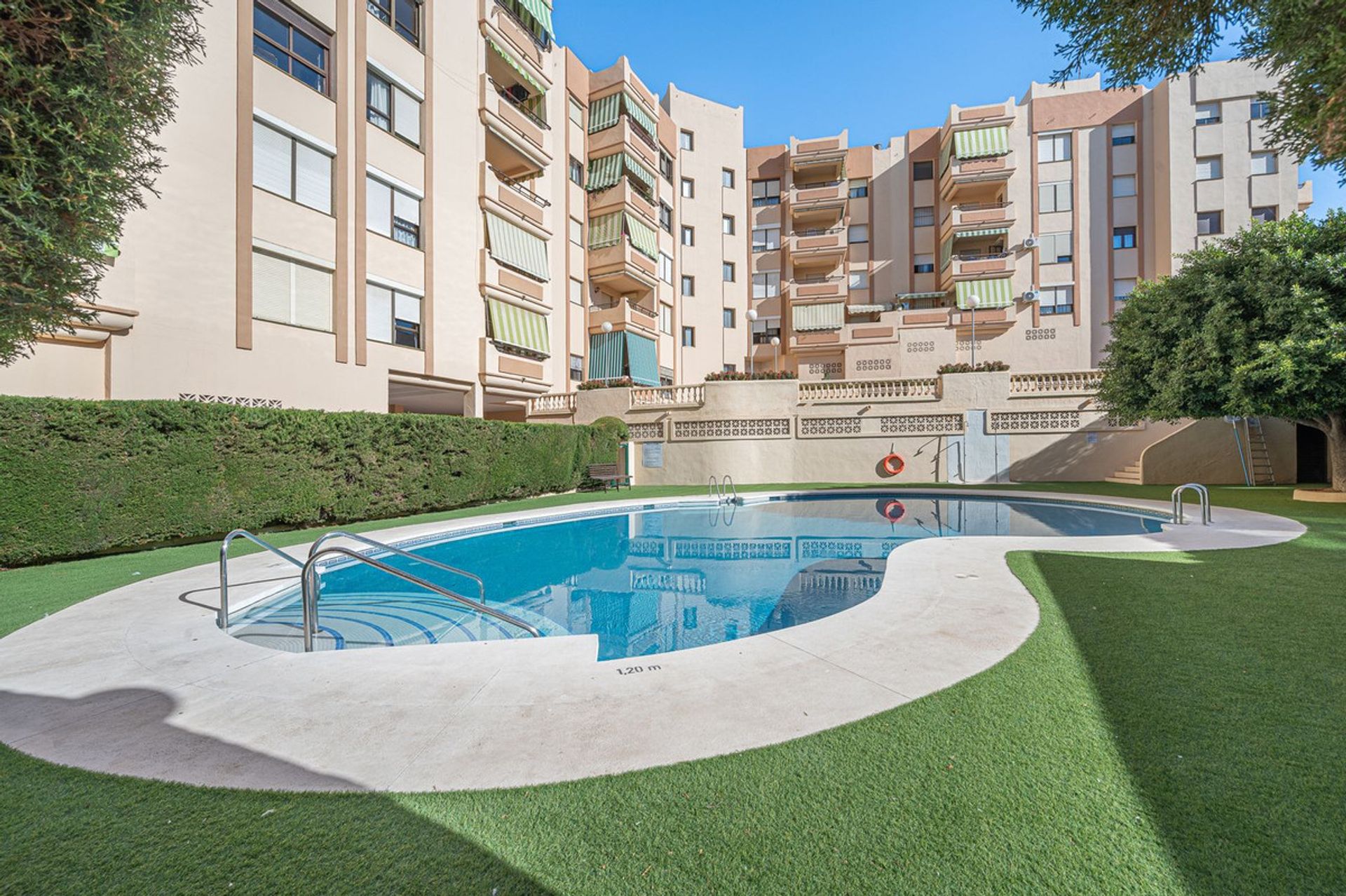 Condominium in Estepona, Andalusia 11739453