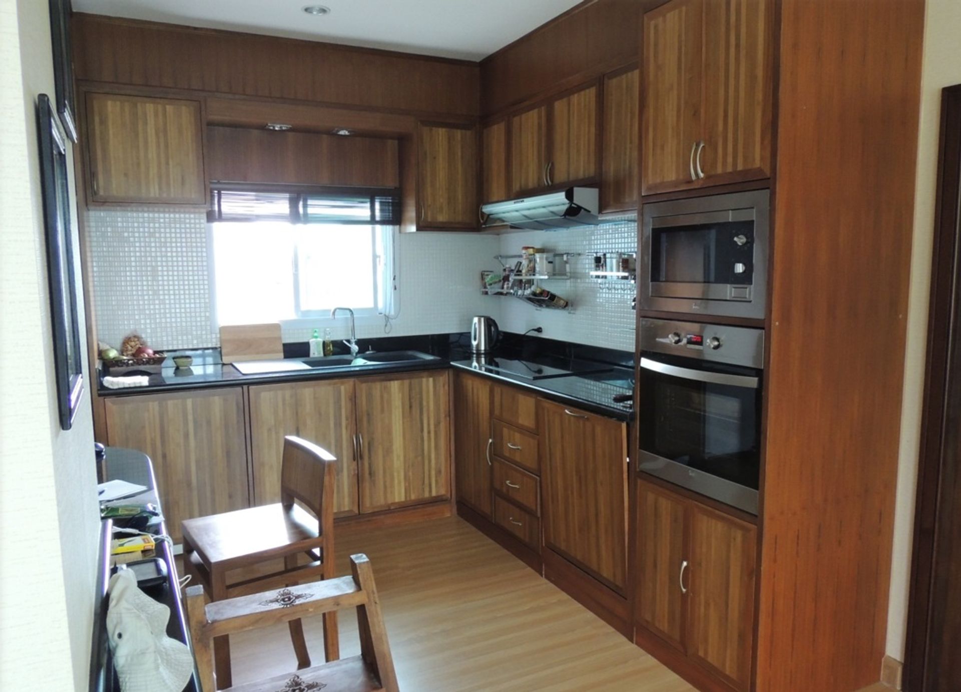 Condominium in Ban Choeng Doi, Chiang Mai 11739617